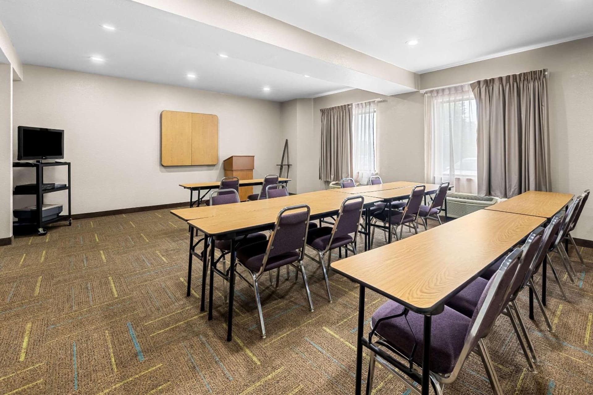 Sleep Inn & Suites Kingsport TriCities Airport gallery photo in Kingsport, TN — image 34