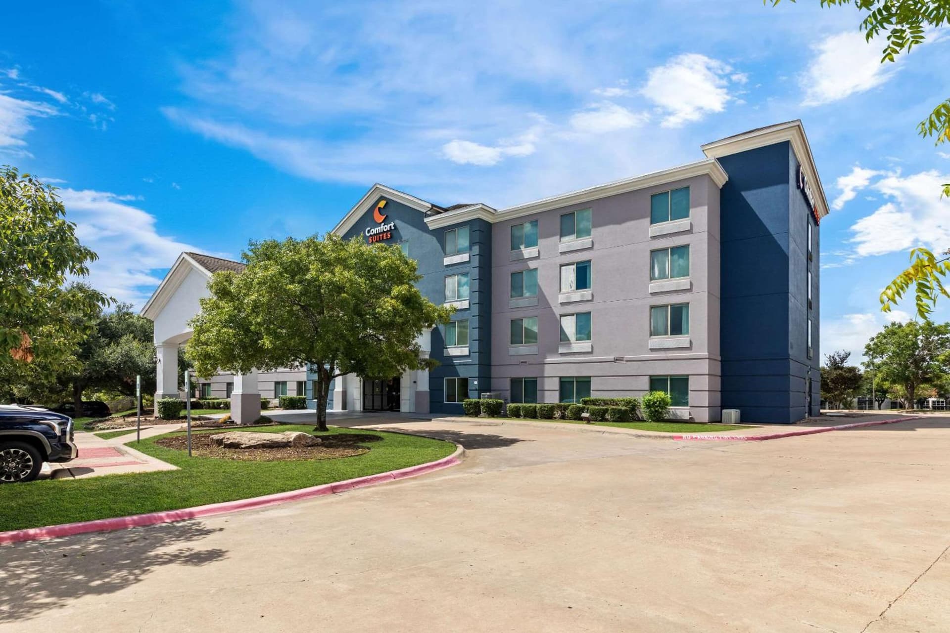 Comfort Suites Austin Airport featured exterior or lobby in Austin, TX — similar hotel