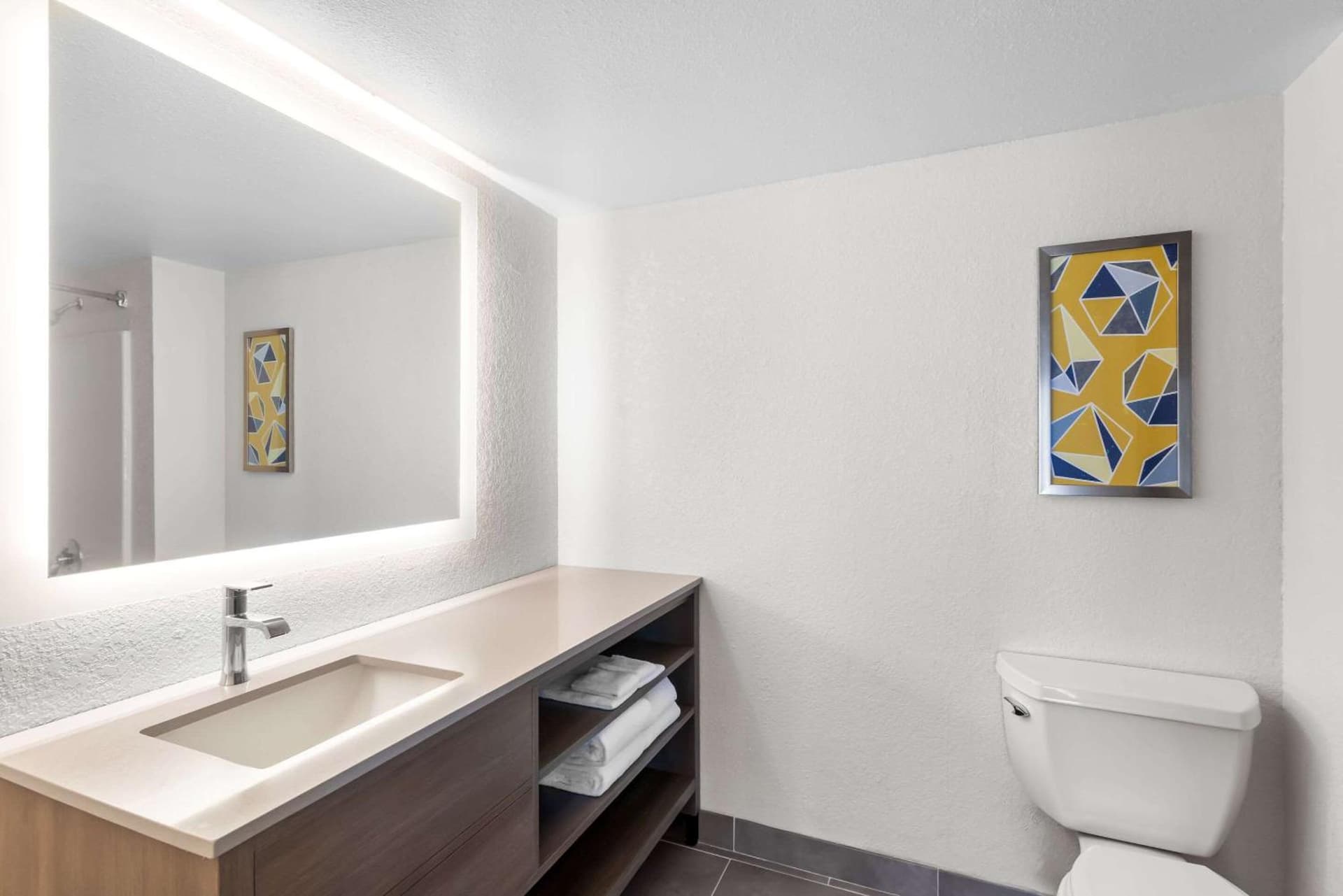 Comfort Suites Austin Airport gallery photo in Austin, TX — image 8