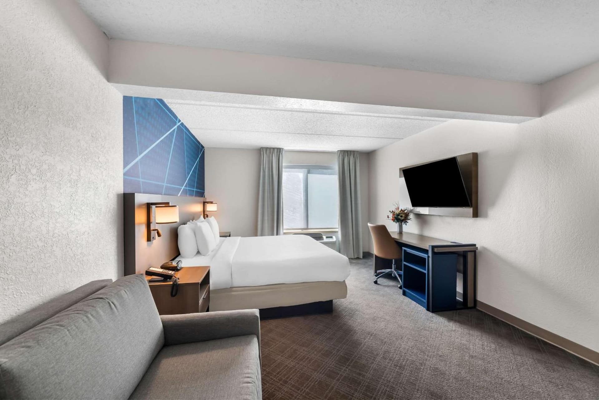 Comfort Suites Austin Airport gallery photo in Austin, TX — image 14