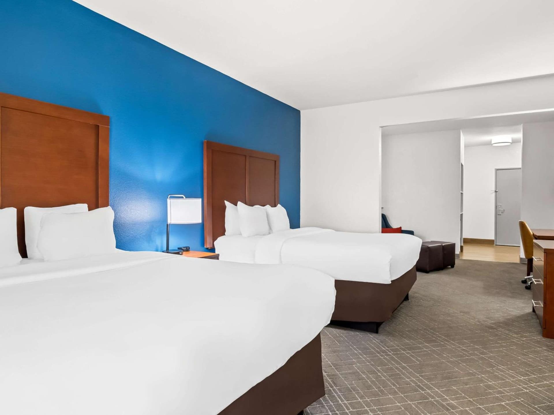 Comfort Suites Lindale - Tyler North gallery photo in Lindale, TX — image 11