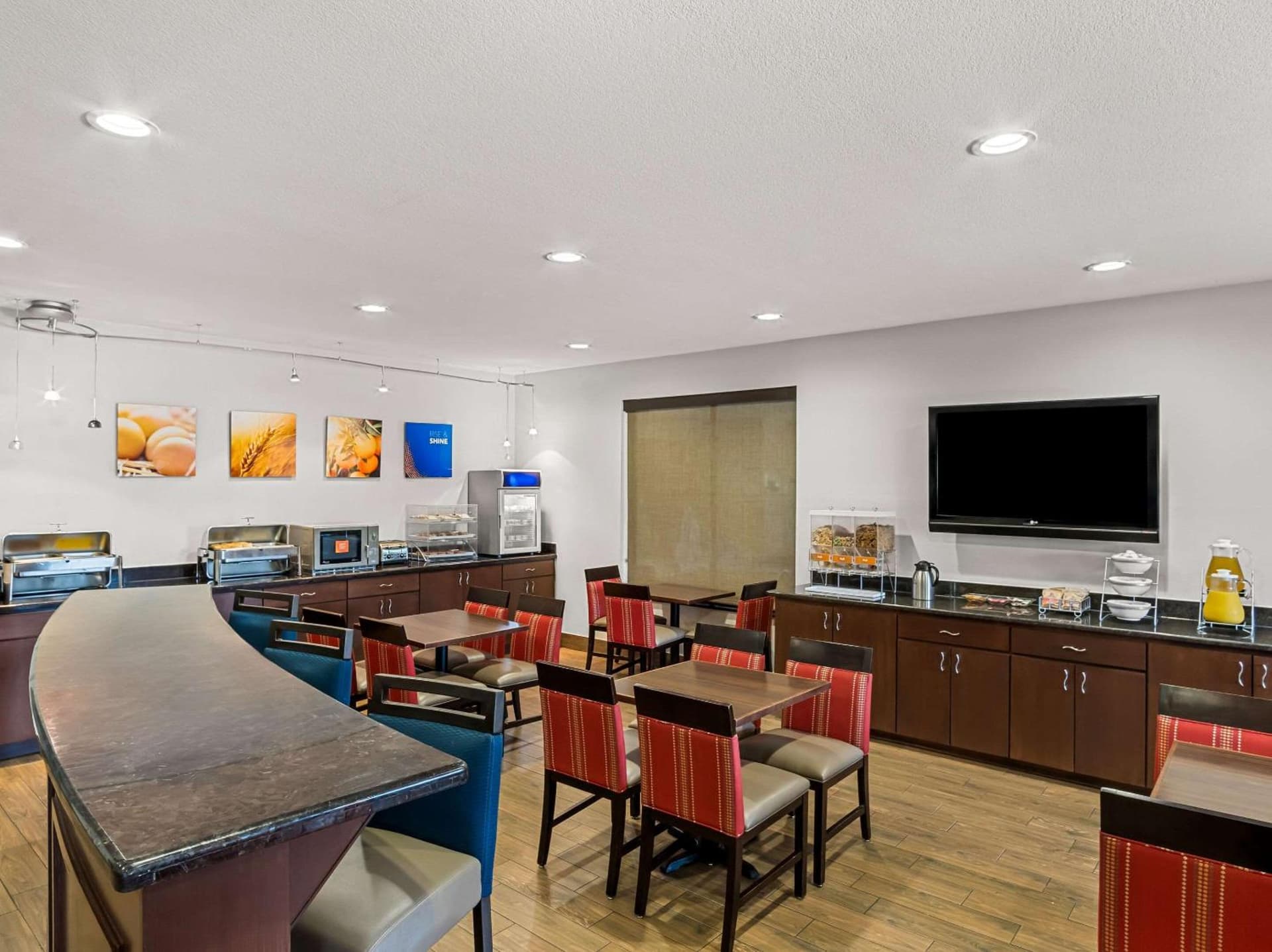 Comfort Suites Lindale - Tyler North gallery photo in Lindale, TX — image 19