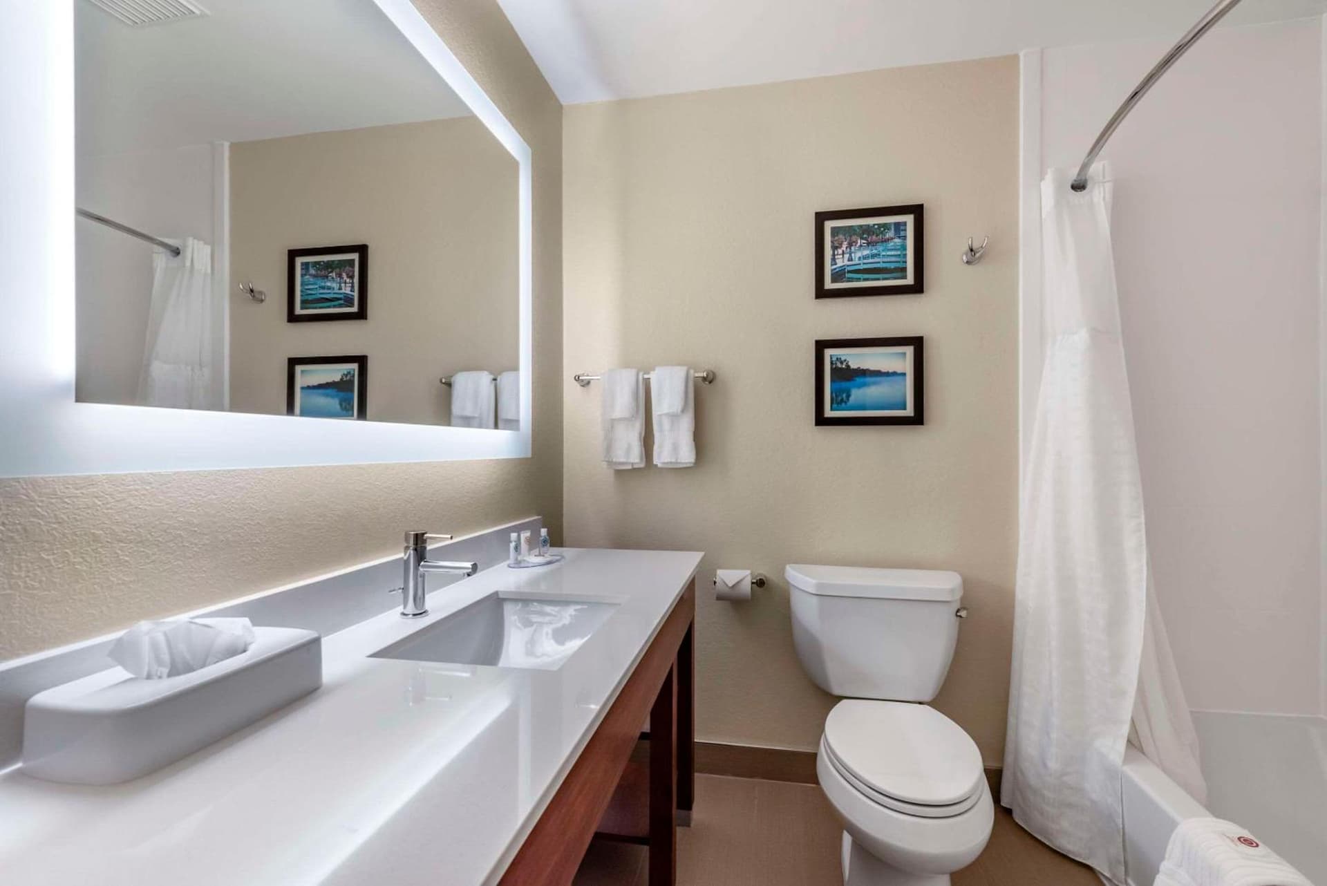 Comfort Inn & Suites Middletown - Franklin gallery photo in Middletown, OH — image 35
