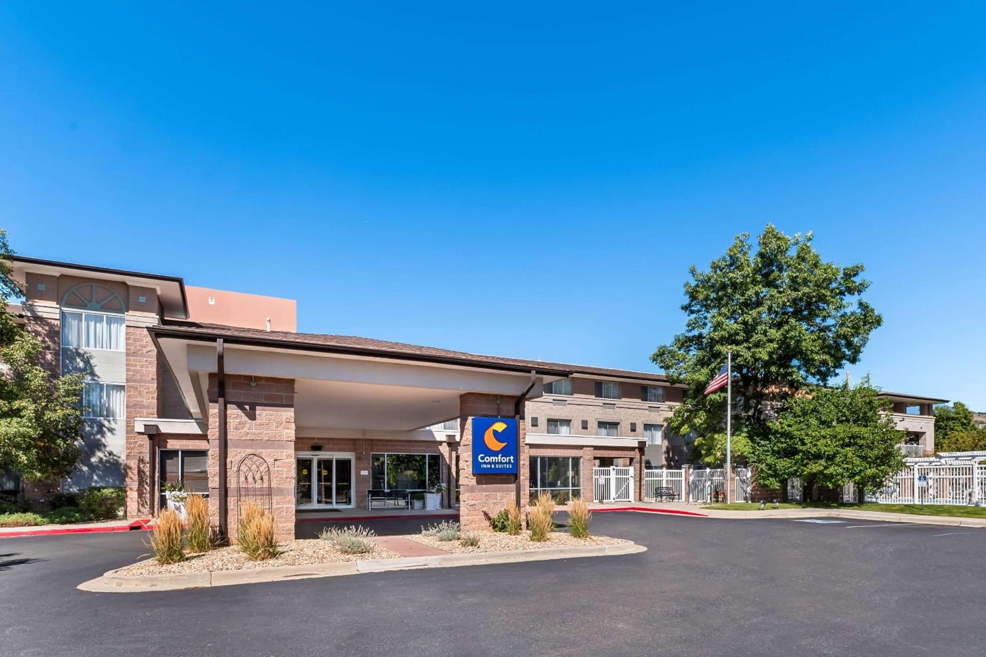 Comfort Inn & Suites Boulder gallery photo in Boulder, CO — image 56