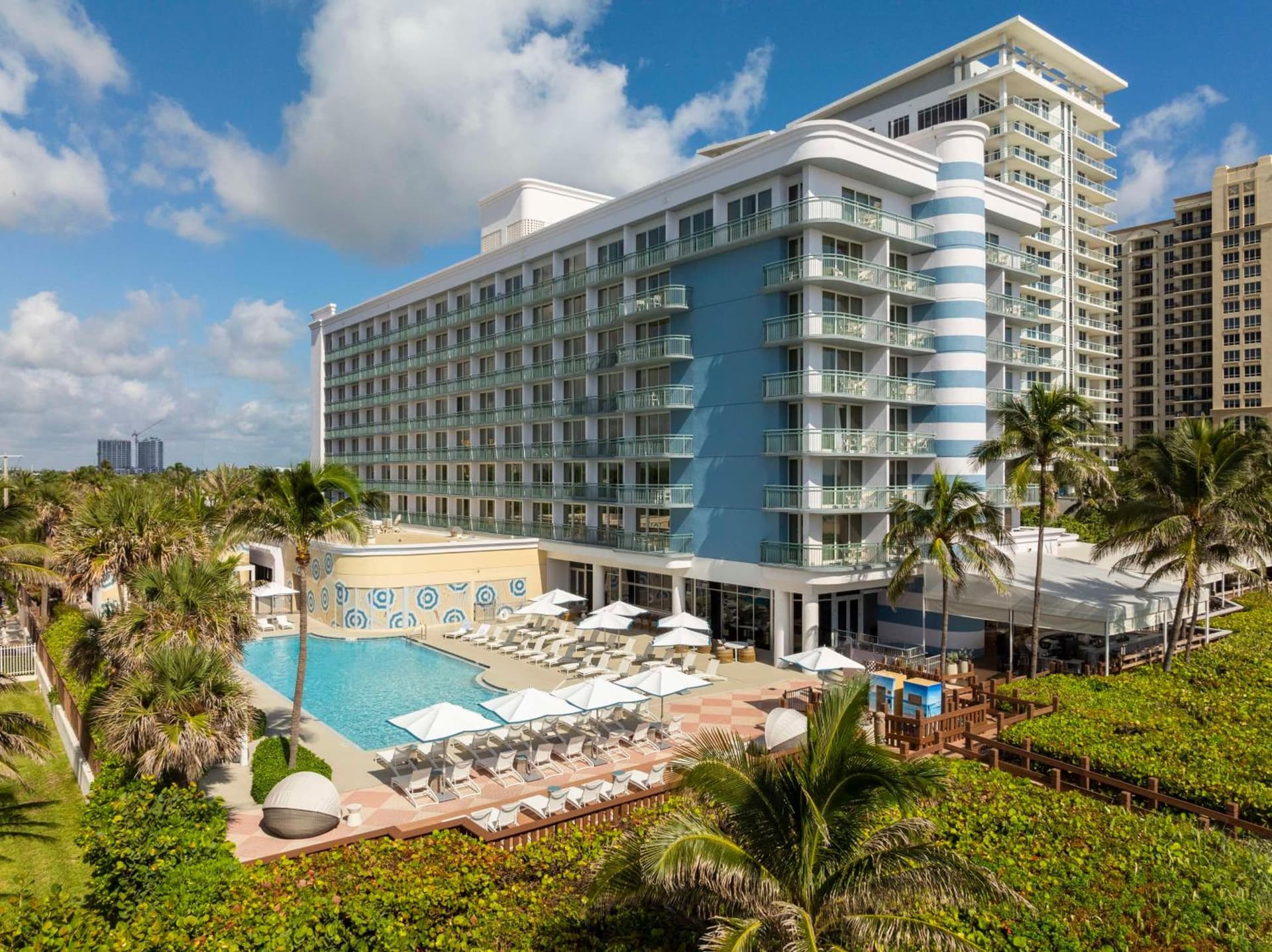 The Singer Oceanfront Resort, Curio Collection by Hilton gallery photo in Riviera Beach, FL — image 6
