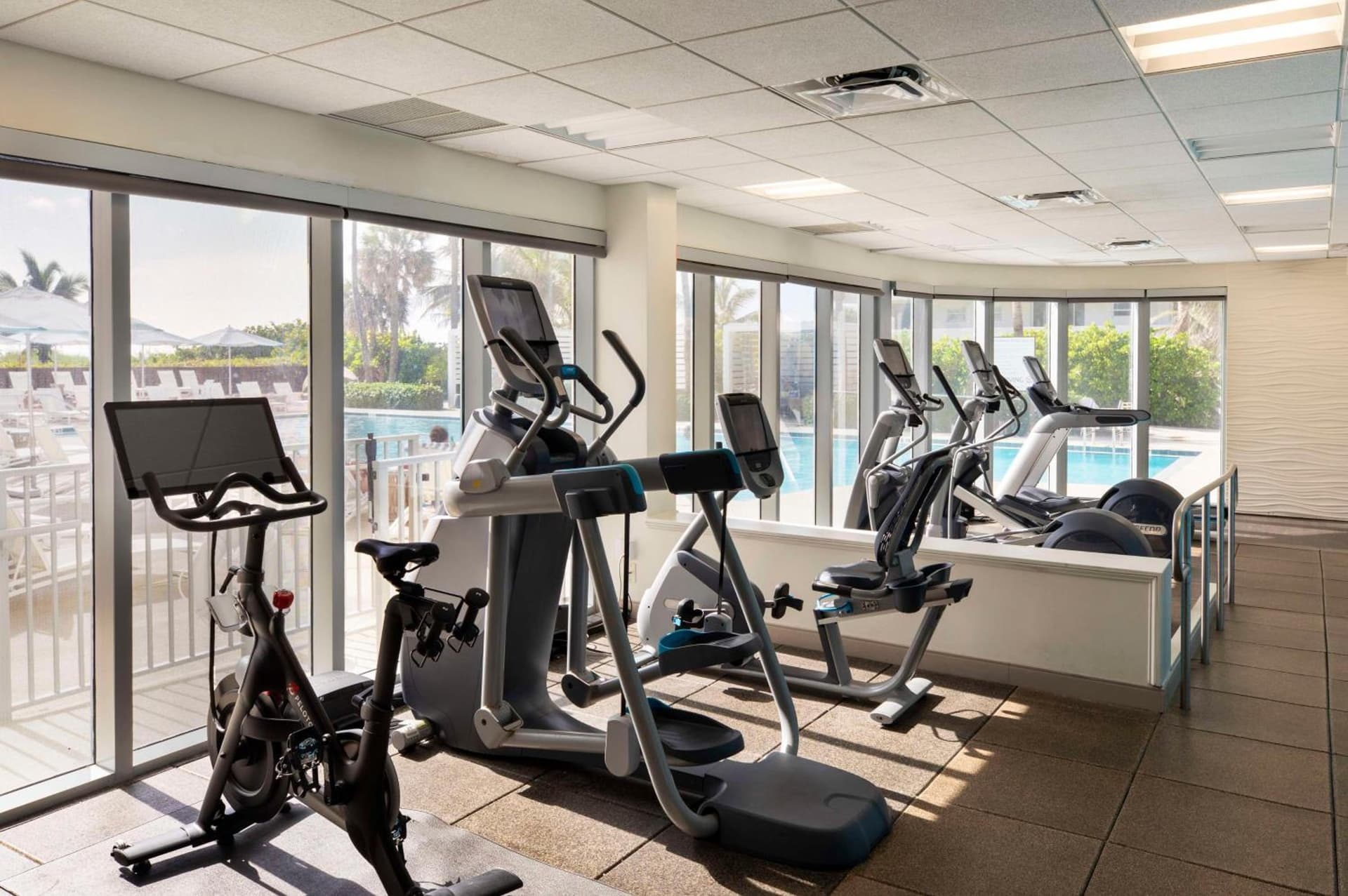 The Singer Oceanfront Resort, Curio Collection by Hilton gallery photo in Riviera Beach, FL — image 10