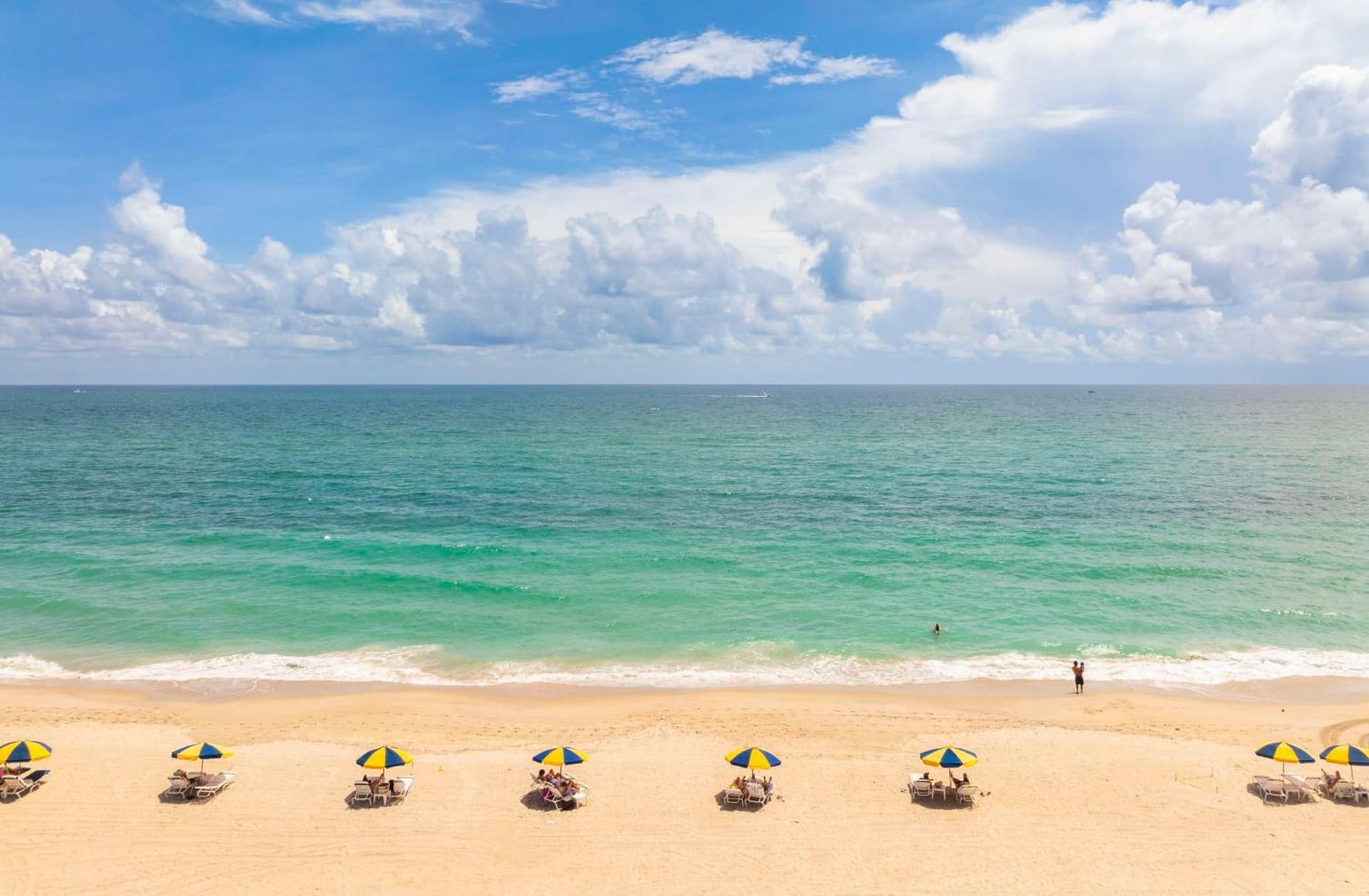 The Singer Oceanfront Resort, Curio Collection by Hilton gallery photo in Riviera Beach, FL — image 16