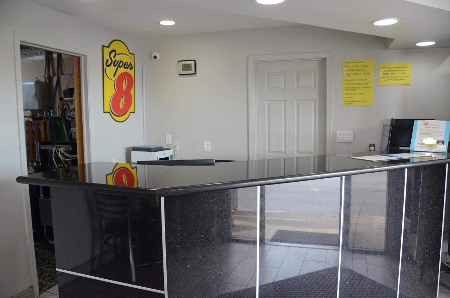 Super 8 by Wyndham Lafayette / Purdue Area gallery photo in Lafayette, IN — image 31