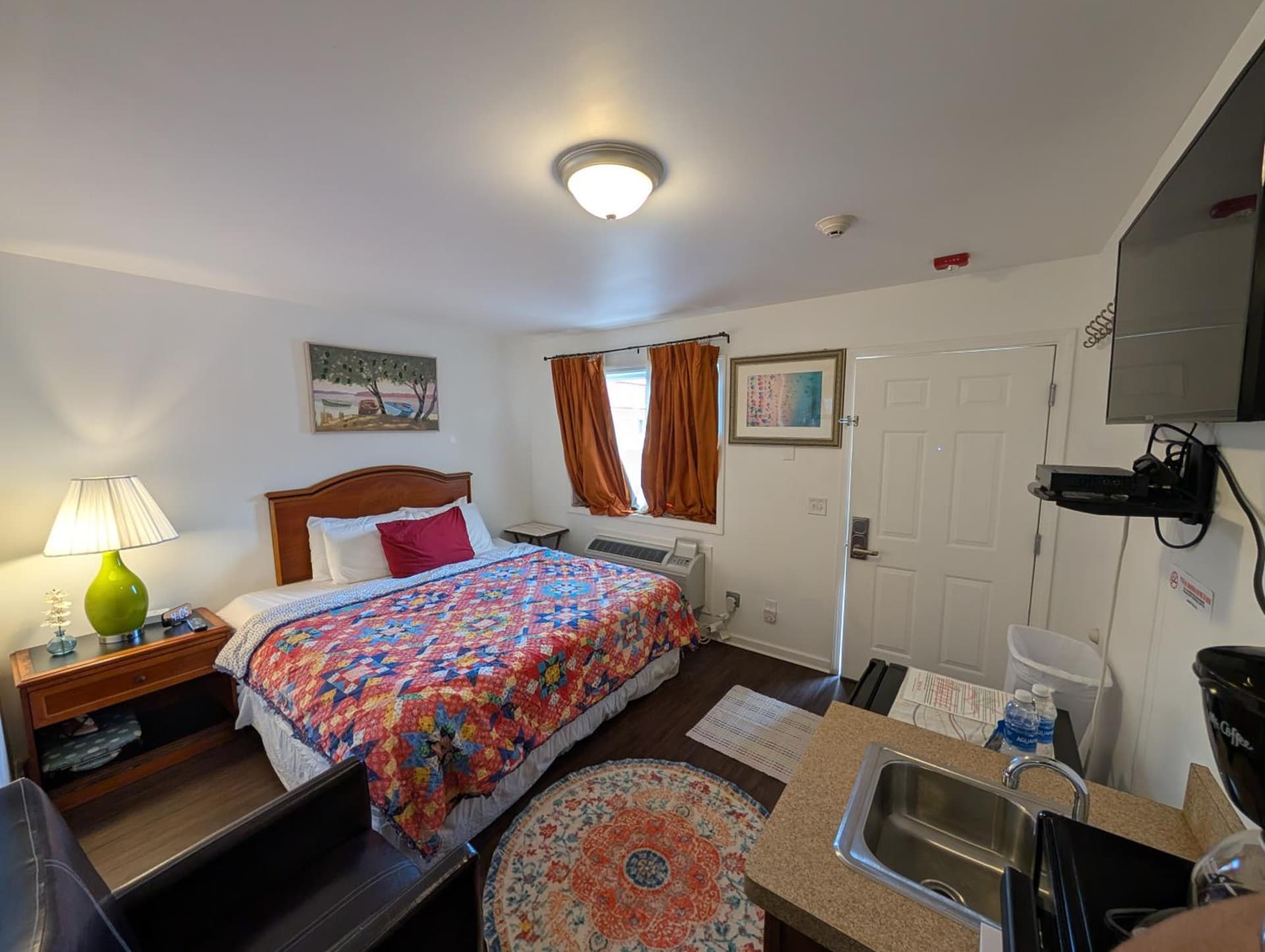 Apple Inn and Suites Cooperstown Area gallery photo in Milford, NY — image 47