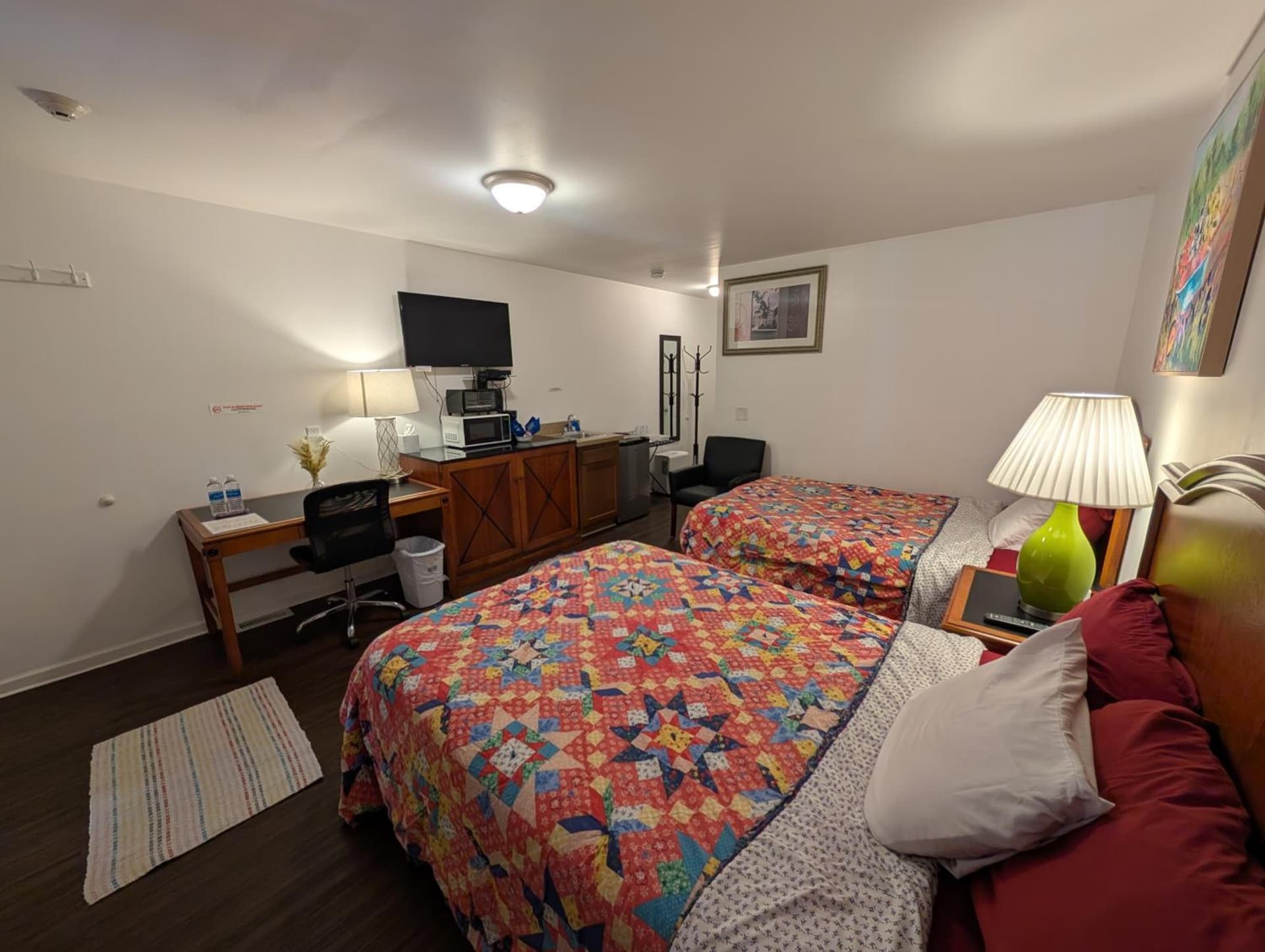 Apple Inn and Suites Cooperstown Area gallery photo in Milford, NY — image 41