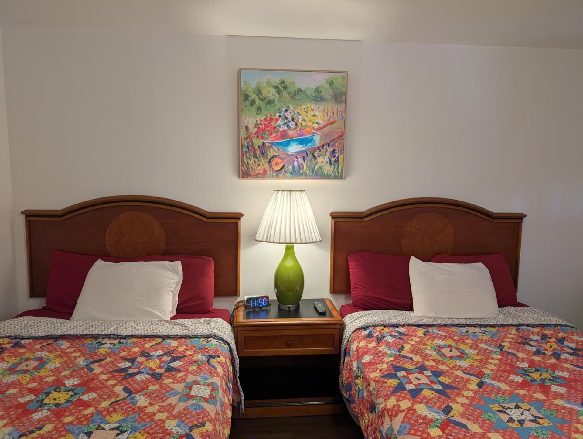 Apple Inn and Suites Cooperstown Area gallery photo in Milford, NY — image 11