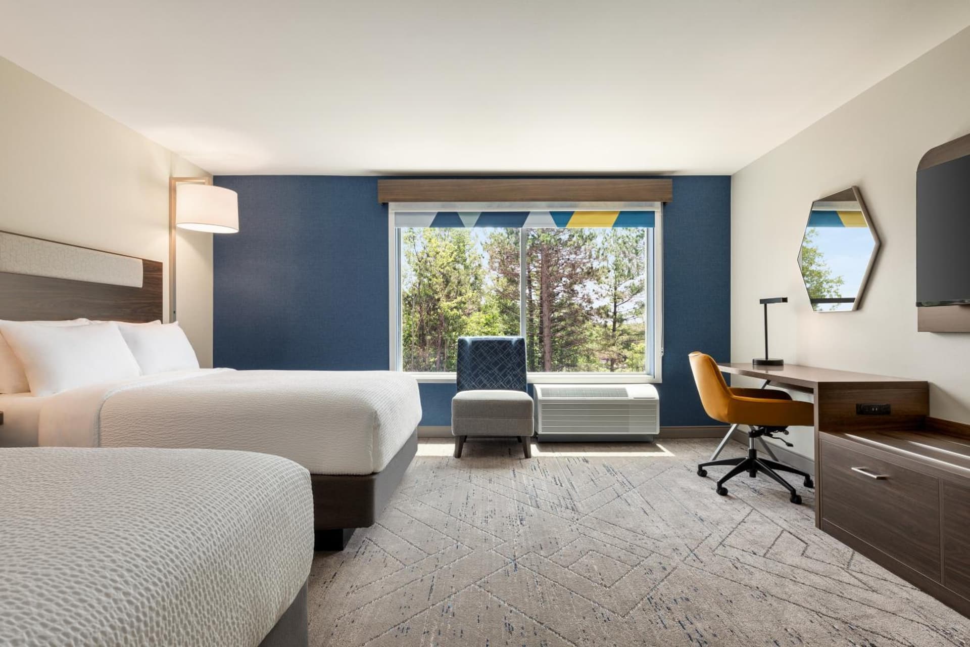 Holiday Inn Express & Suites Rhinelander by IHG property views in Rhinelander, WI — gallery photo 3