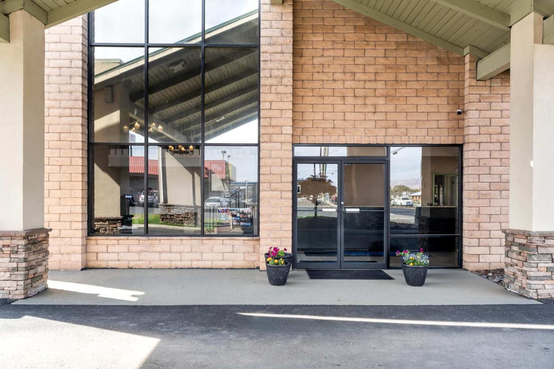 Americas Best Value Inn Yakima gallery photo in Union Gap, WA — image 19