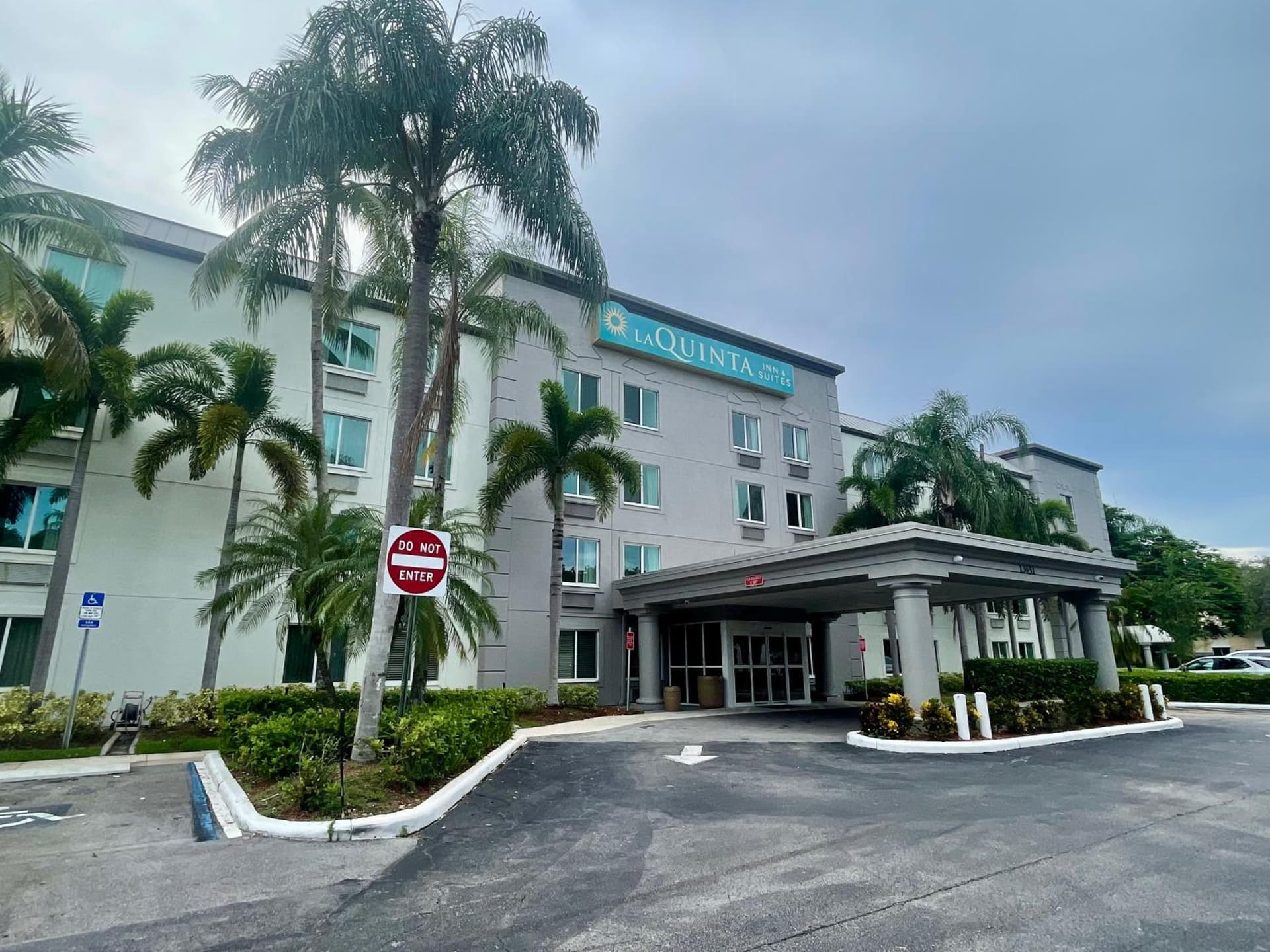 La Quinta Inn & Suites by Wyndham Sawgrass gallery photo in Sunrise, FL — image 52