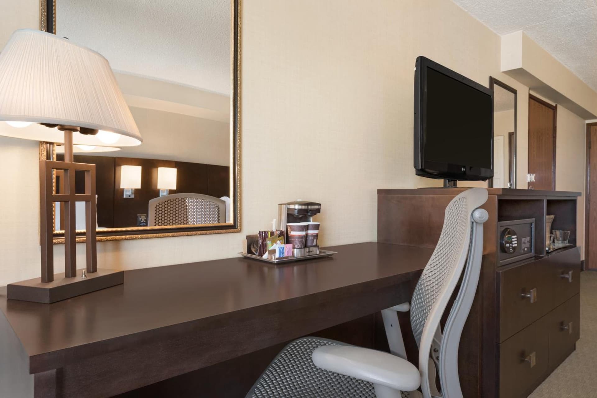 DoubleTree by Hilton Wichita Airport gallery photo in Wichita, KS — image 5