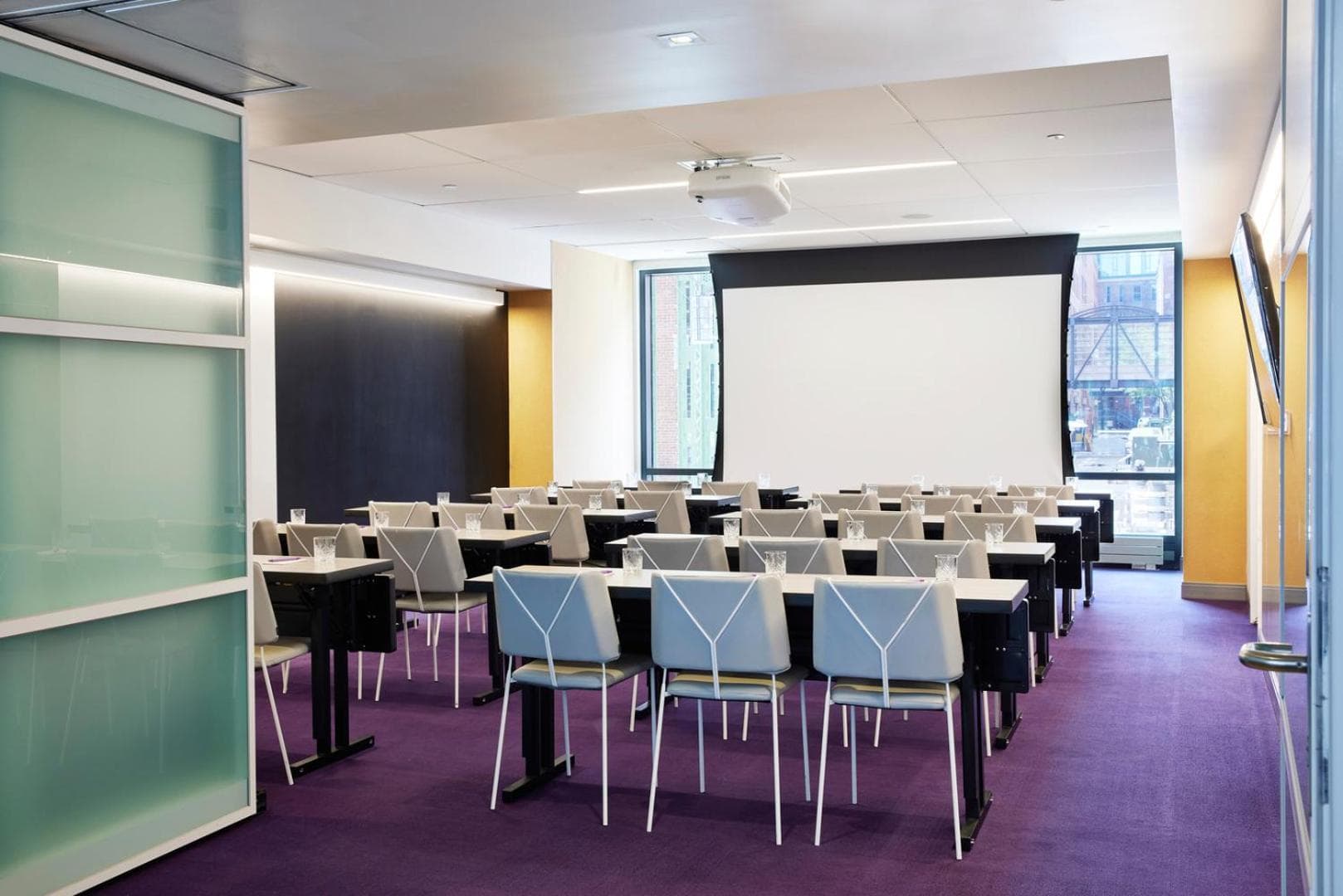 YOTEL Boston gallery photo in Boston, MA — image 95