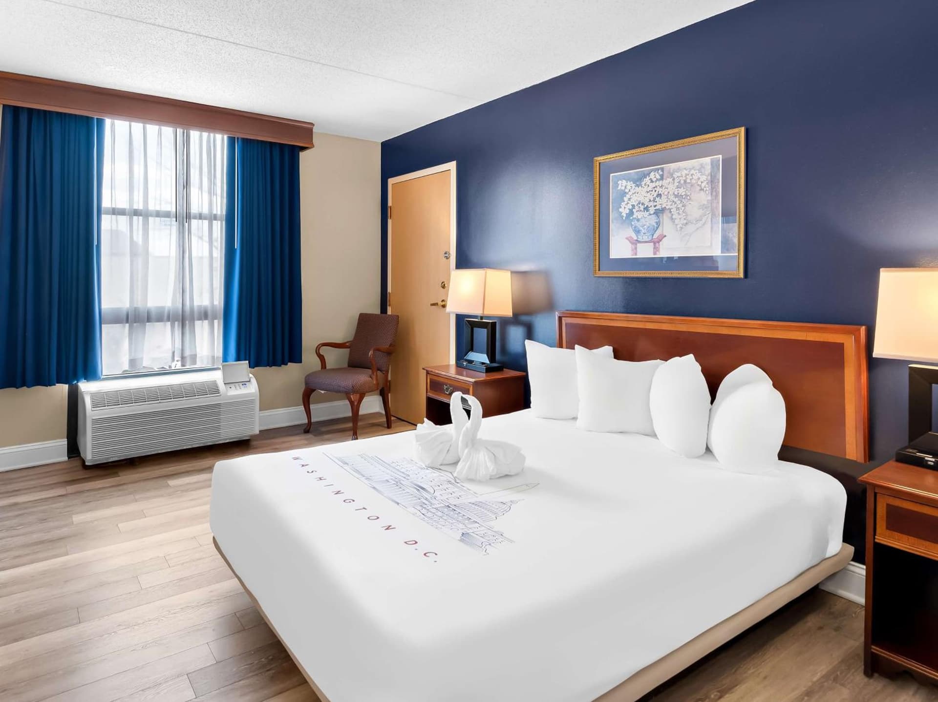 Best Western Potomac Mills property views in Woodbridge, VA — gallery photo 3