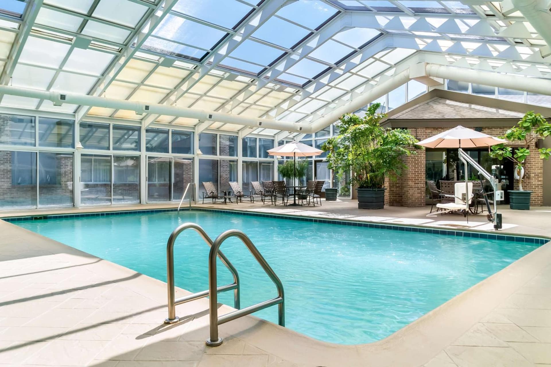 Best Western Okemos/East Lansing Hotel & Suites gallery photo in Okemos, MI — image 40