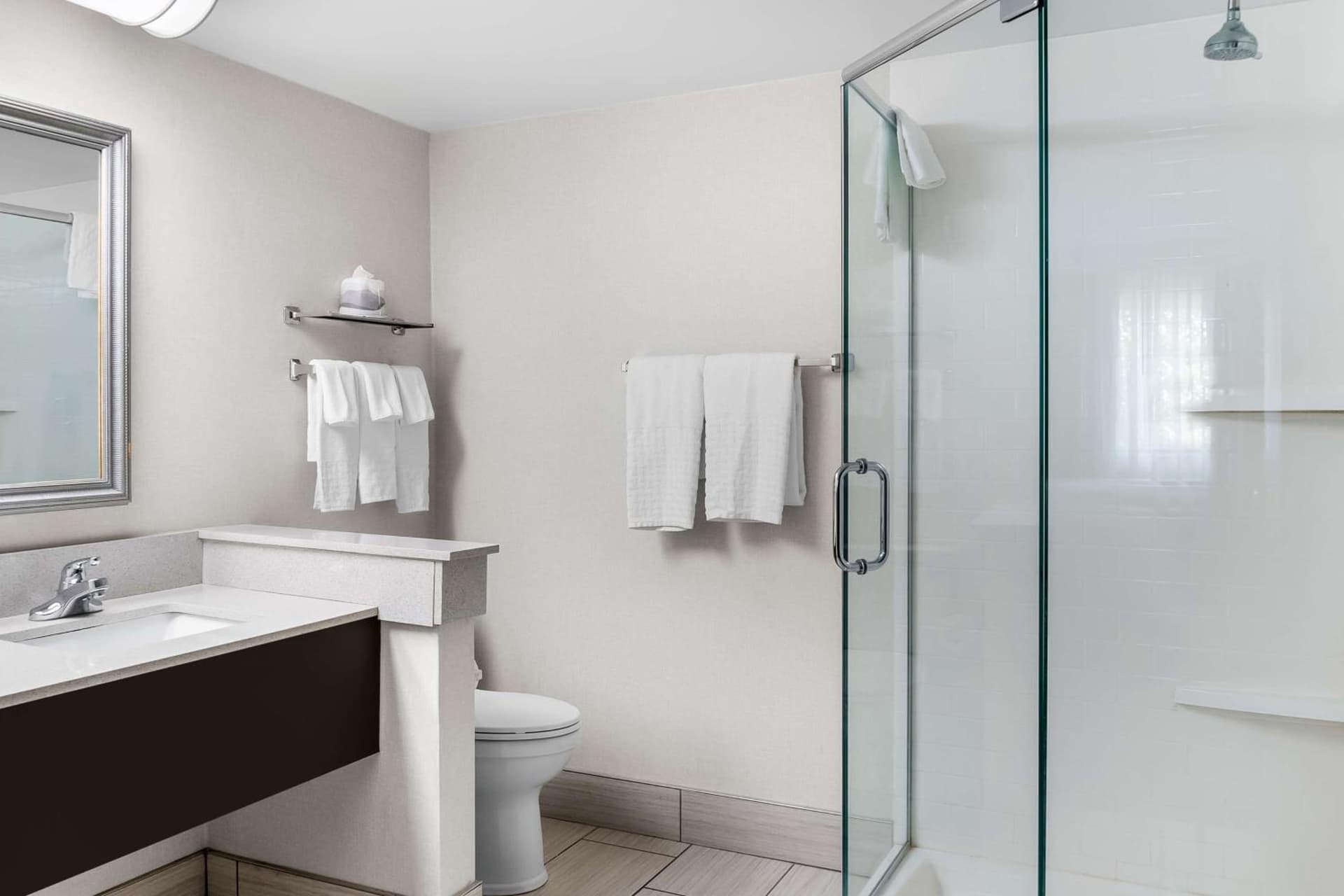 Best Western Okemos/East Lansing Hotel & Suites gallery photo in Okemos, MI — image 33