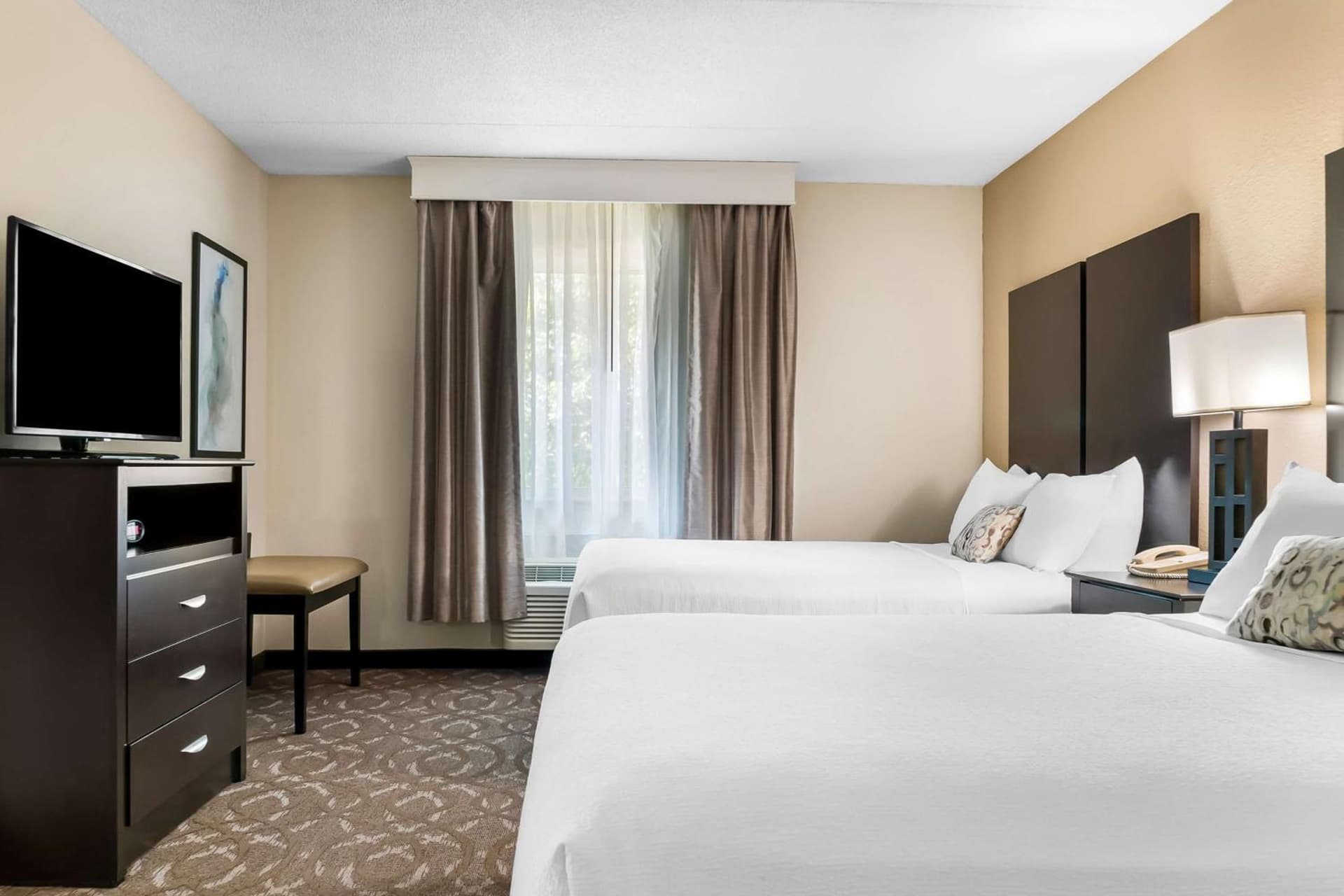 Best Western Okemos/East Lansing Hotel & Suites gallery photo in Okemos, MI — image 45