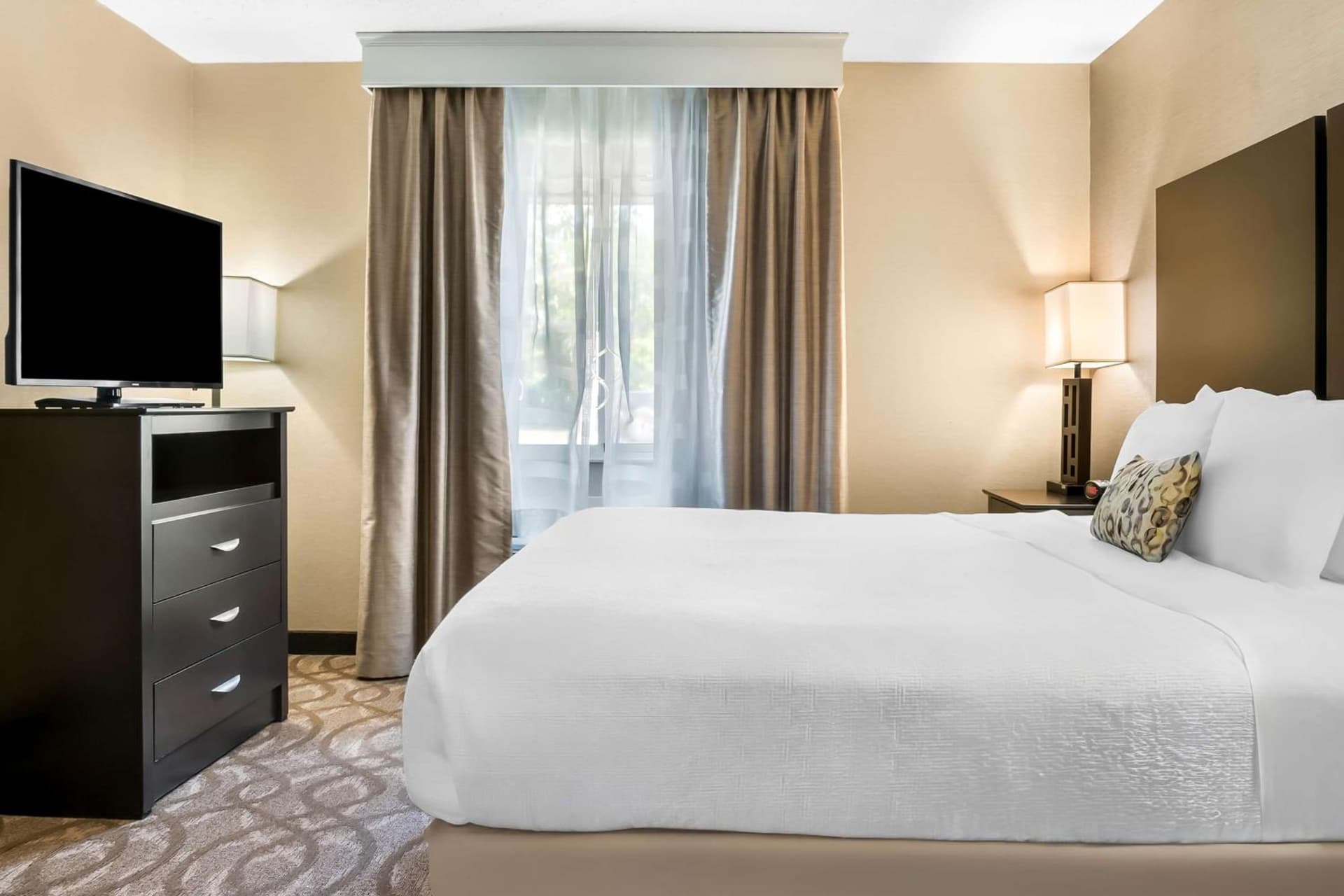 Best Western Okemos/East Lansing Hotel & Suites gallery photo in Okemos, MI — image 22