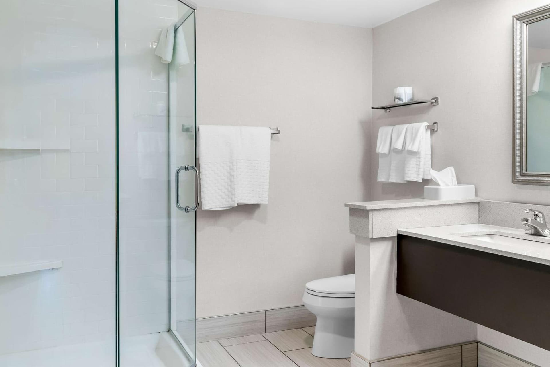 Best Western Okemos/East Lansing Hotel & Suites gallery photo in Okemos, MI — image 11