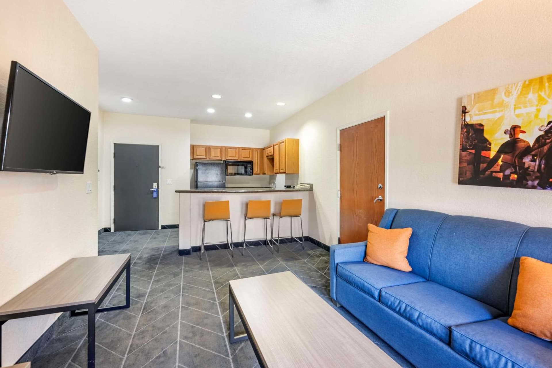 Best Western Lubbock West Inn & Suites property views in Lubbock, TX — gallery photo 3