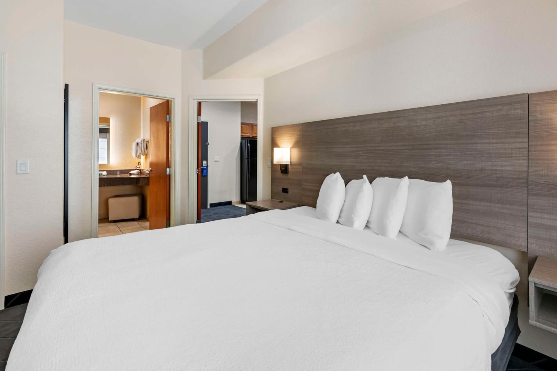 Best Western Lubbock West Inn & Suites gallery photo in Lubbock, TX — image 35