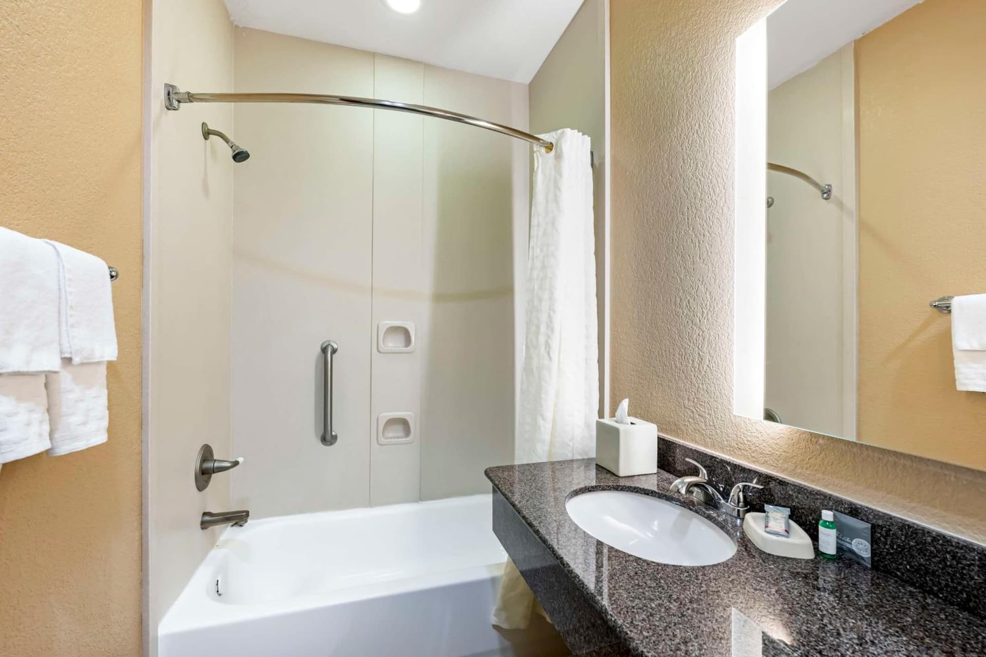Best Western Lubbock West Inn & Suites gallery photo in Lubbock, TX — image 28