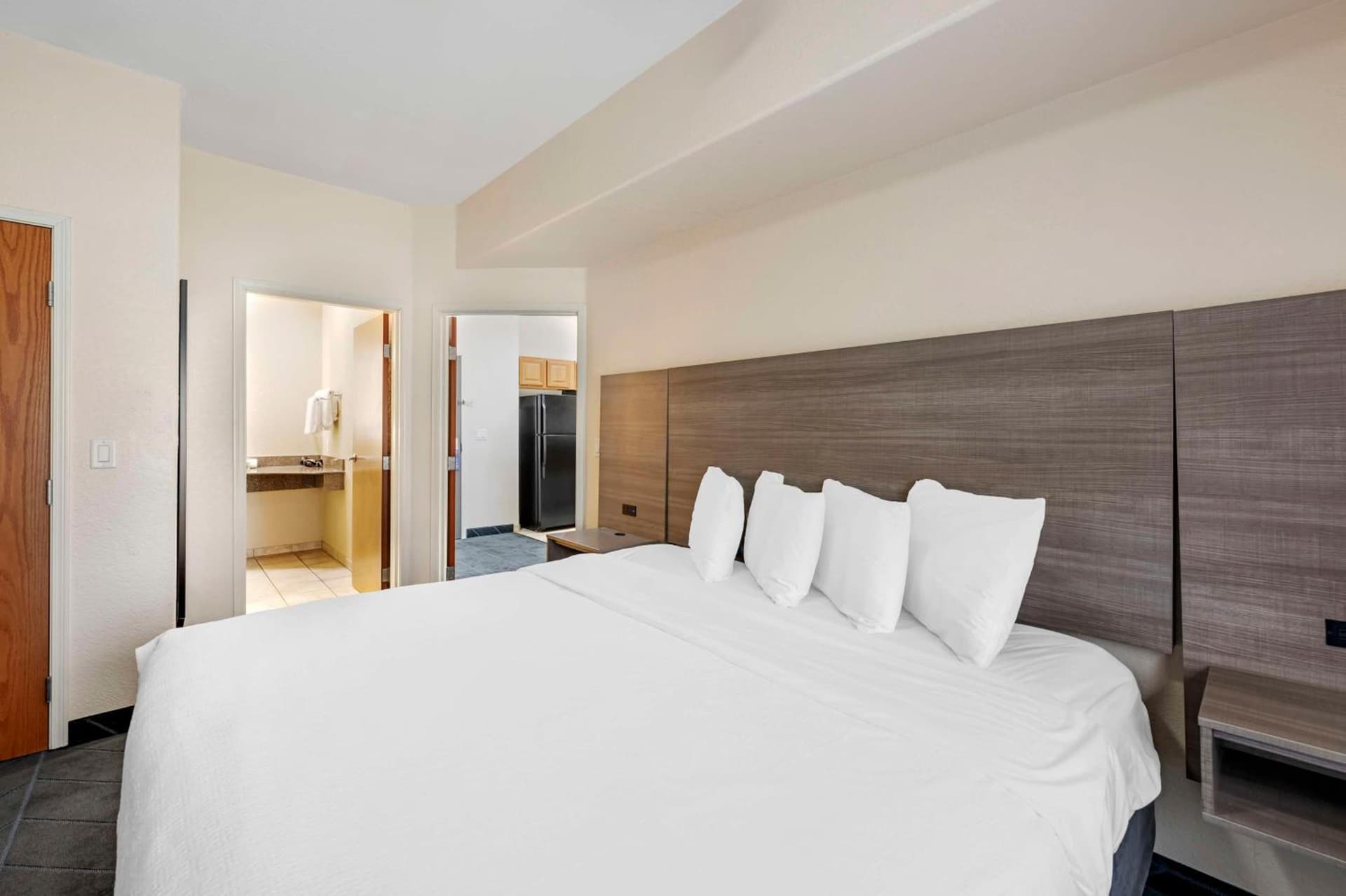 Best Western Lubbock West Inn & Suites gallery photo in Lubbock, TX — image 23