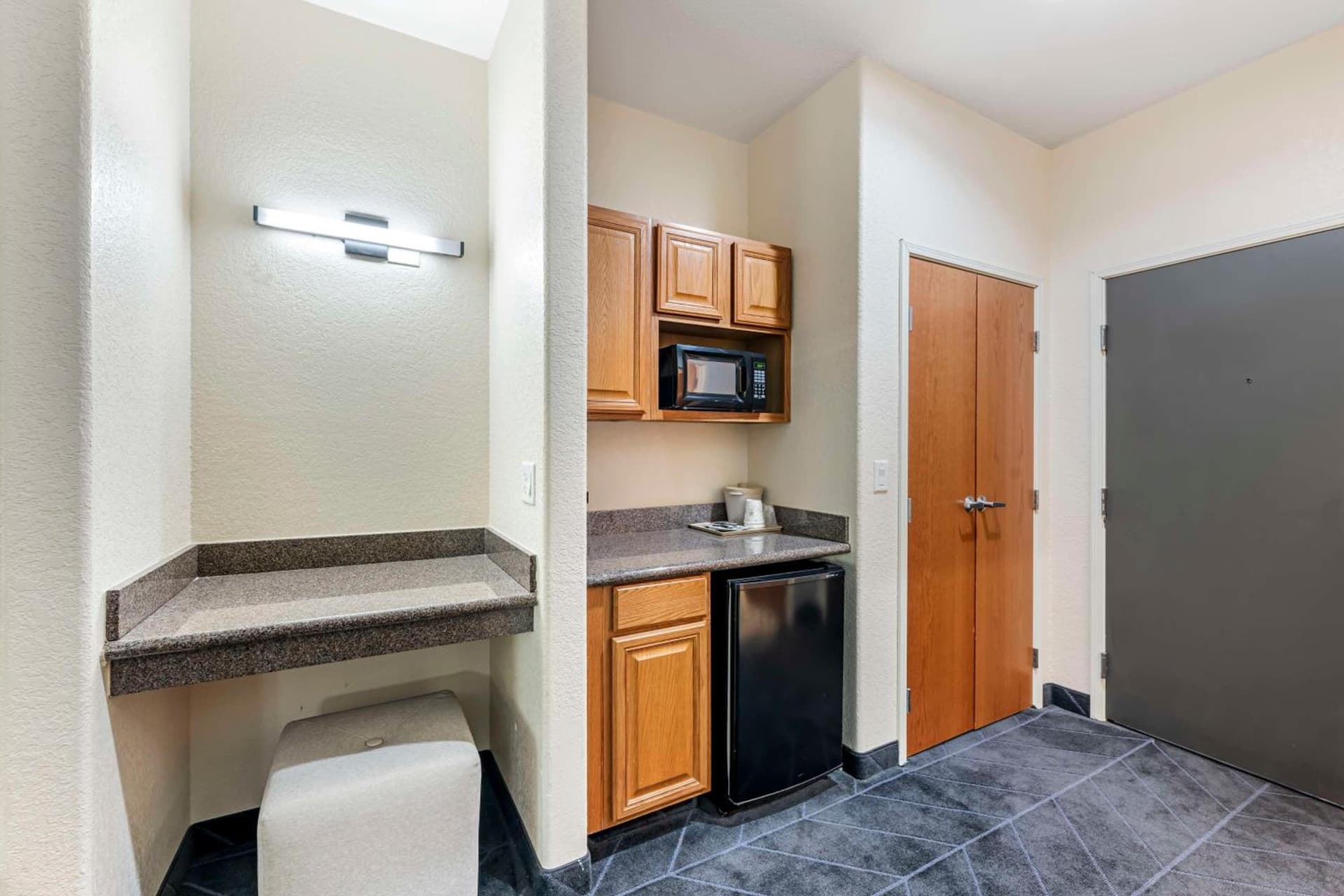 Best Western Lubbock West Inn & Suites gallery photo in Lubbock, TX — image 20