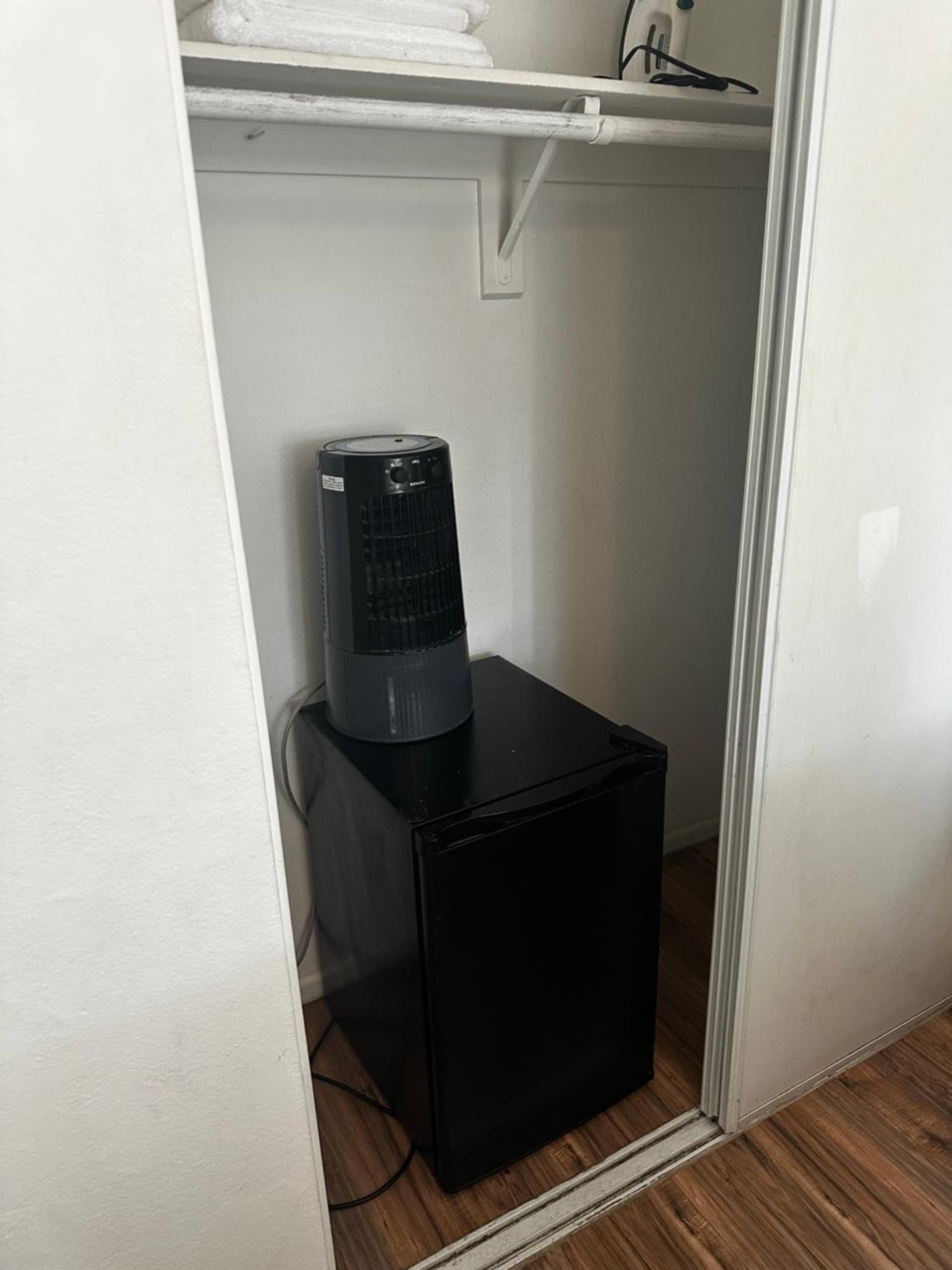 Buxton Room interior in Rialto, CA — gallery photo 2
