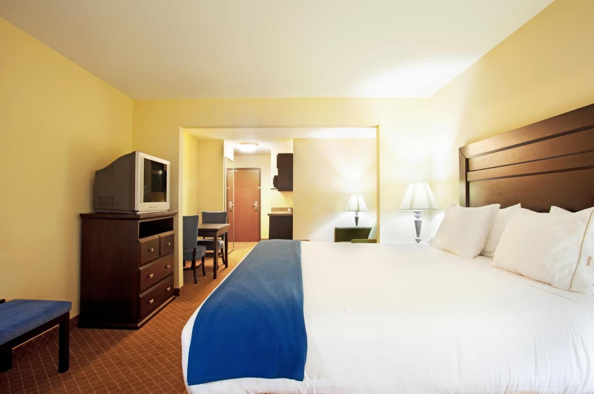 Holiday Inn Express Hotel & Suites Chicago South Lansing by IHG gallery photo in Lansing, IL — image 22