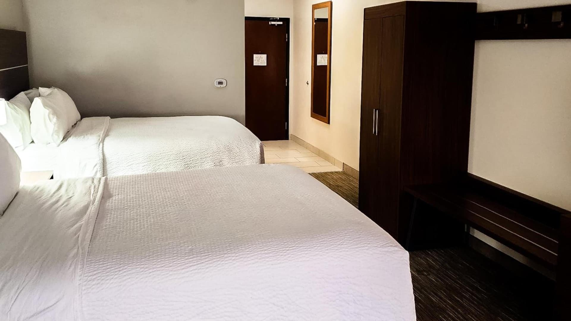 Holiday Inn Express Hotel & Suites Chicago South Lansing by IHG gallery photo in Lansing, IL — image 43