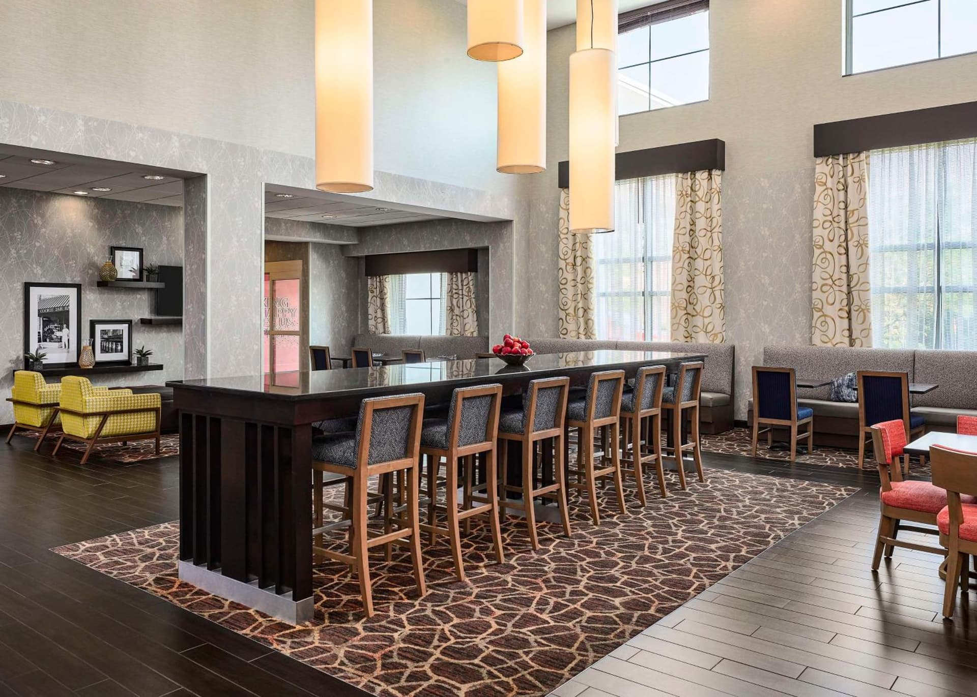 Hampton Inn & Suites Hershey Near the Park gallery photo in Hummelstown, PA — image 9