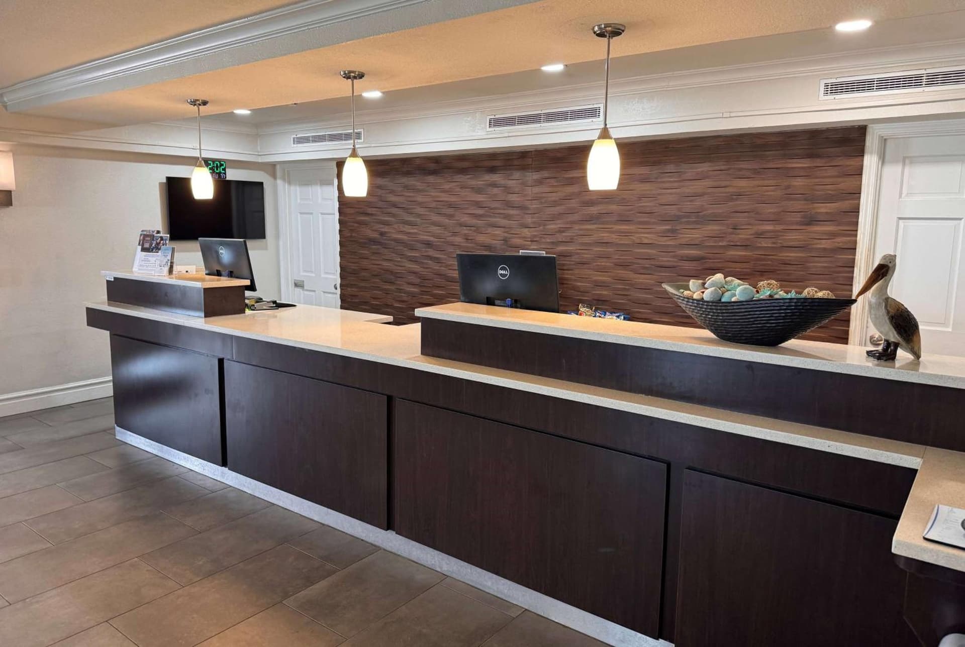 Wingate by Wyndham Galveston Beachfront at the Seawall property views in Galveston, TX — gallery photo 3