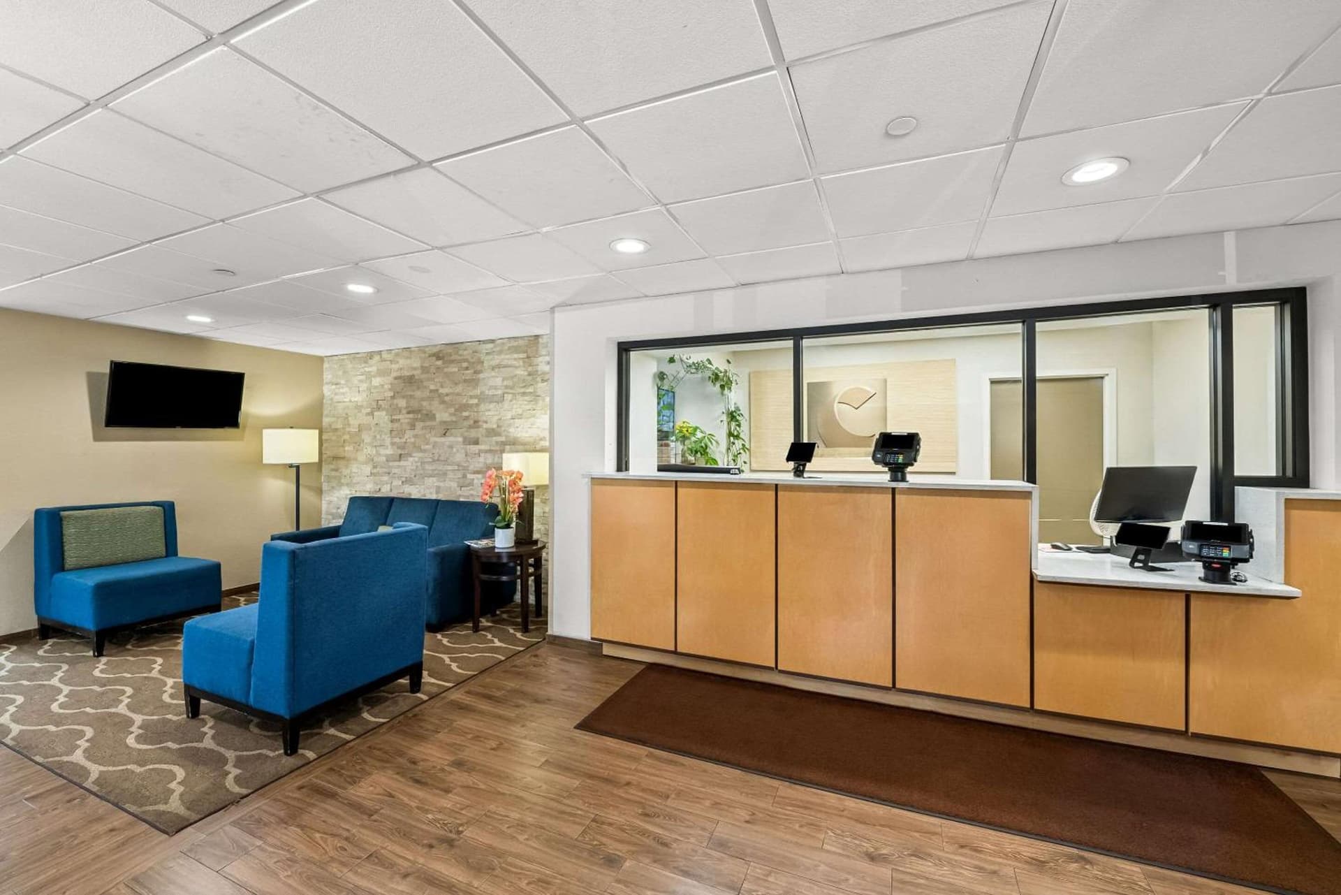 Comfort Inn & Suites Durham near Duke University gallery photo in Durham, NC — image 12