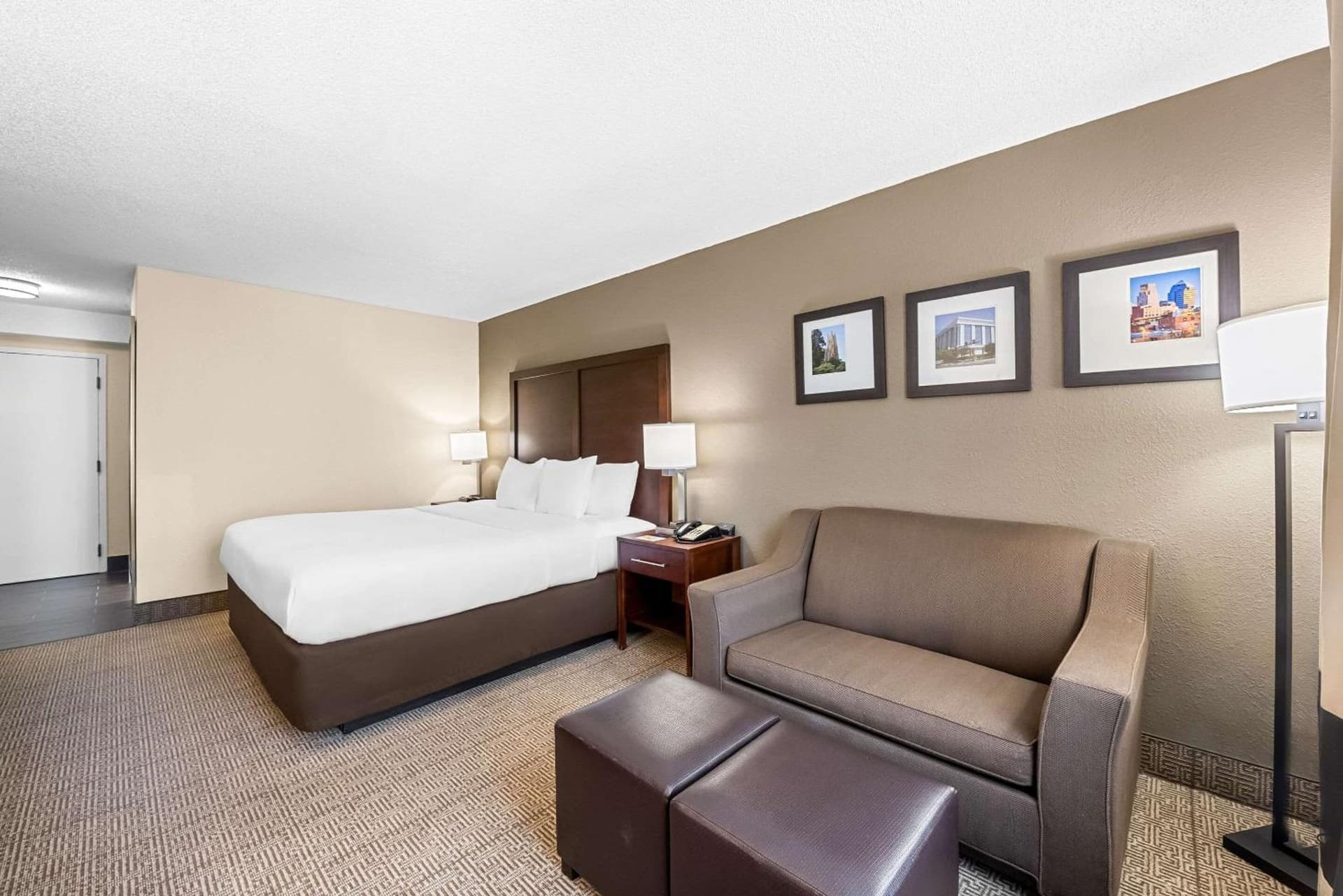Comfort Inn & Suites Durham near Duke University gallery photo in Durham, NC — image 7