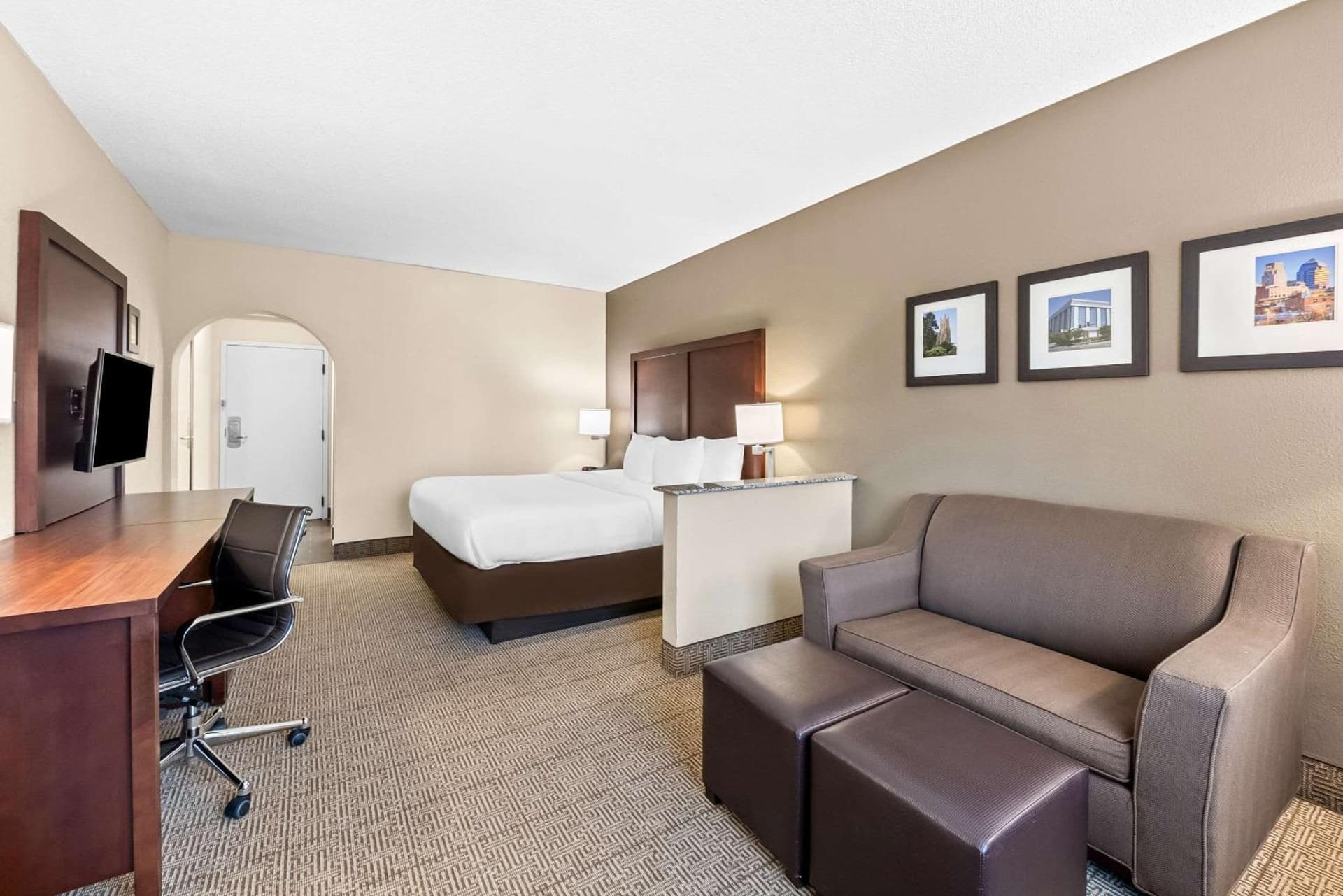 Comfort Inn & Suites Durham near Duke University gallery photo in Durham, NC — image 22