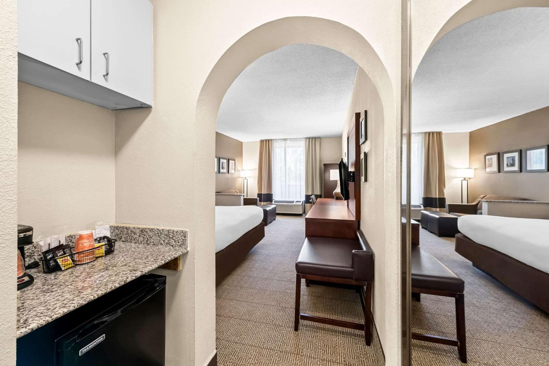 Comfort Inn & Suites Durham near Duke University interior in Durham, NC — gallery photo 2