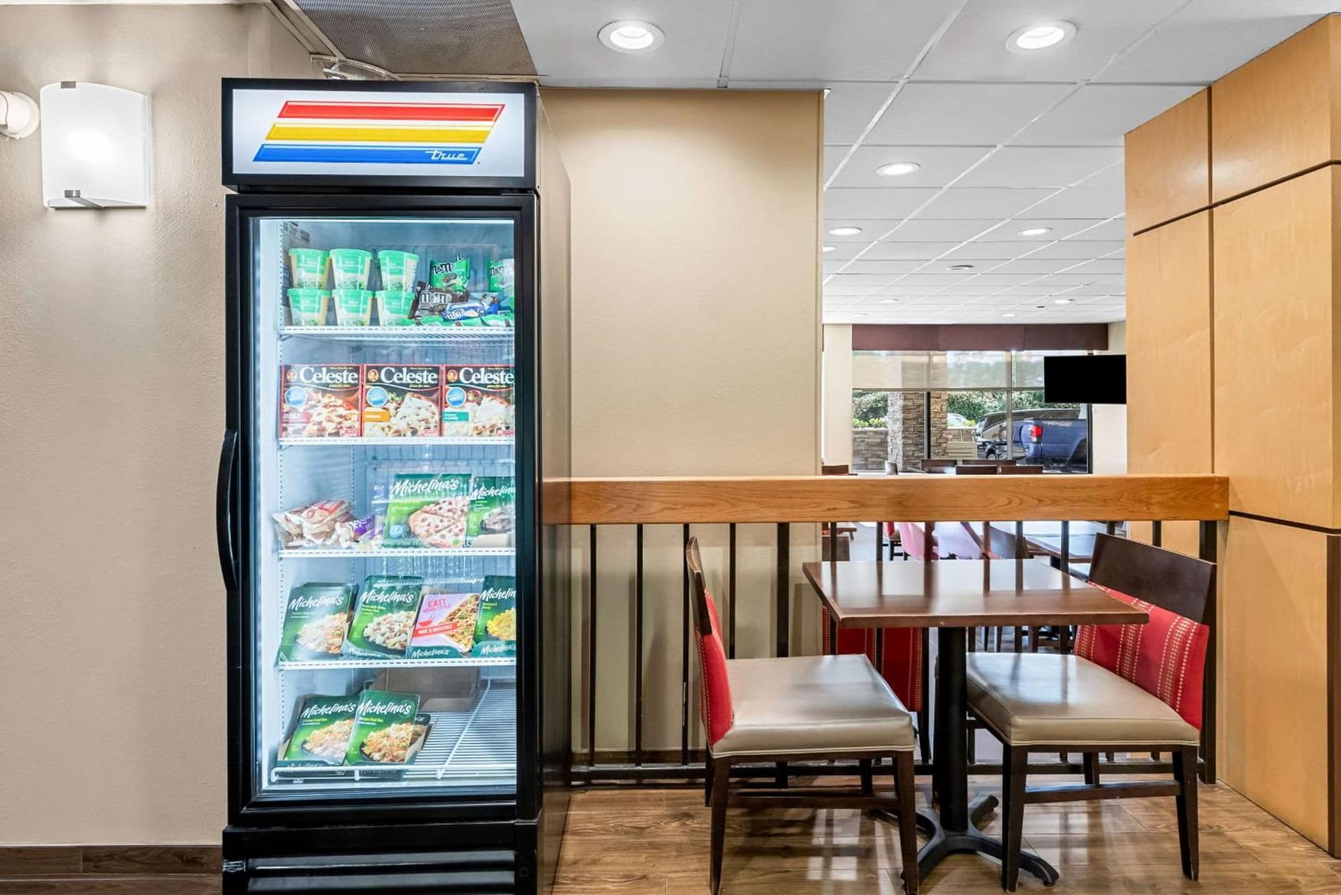 Comfort Inn & Suites Durham near Duke University gallery photo in Durham, NC — image 9