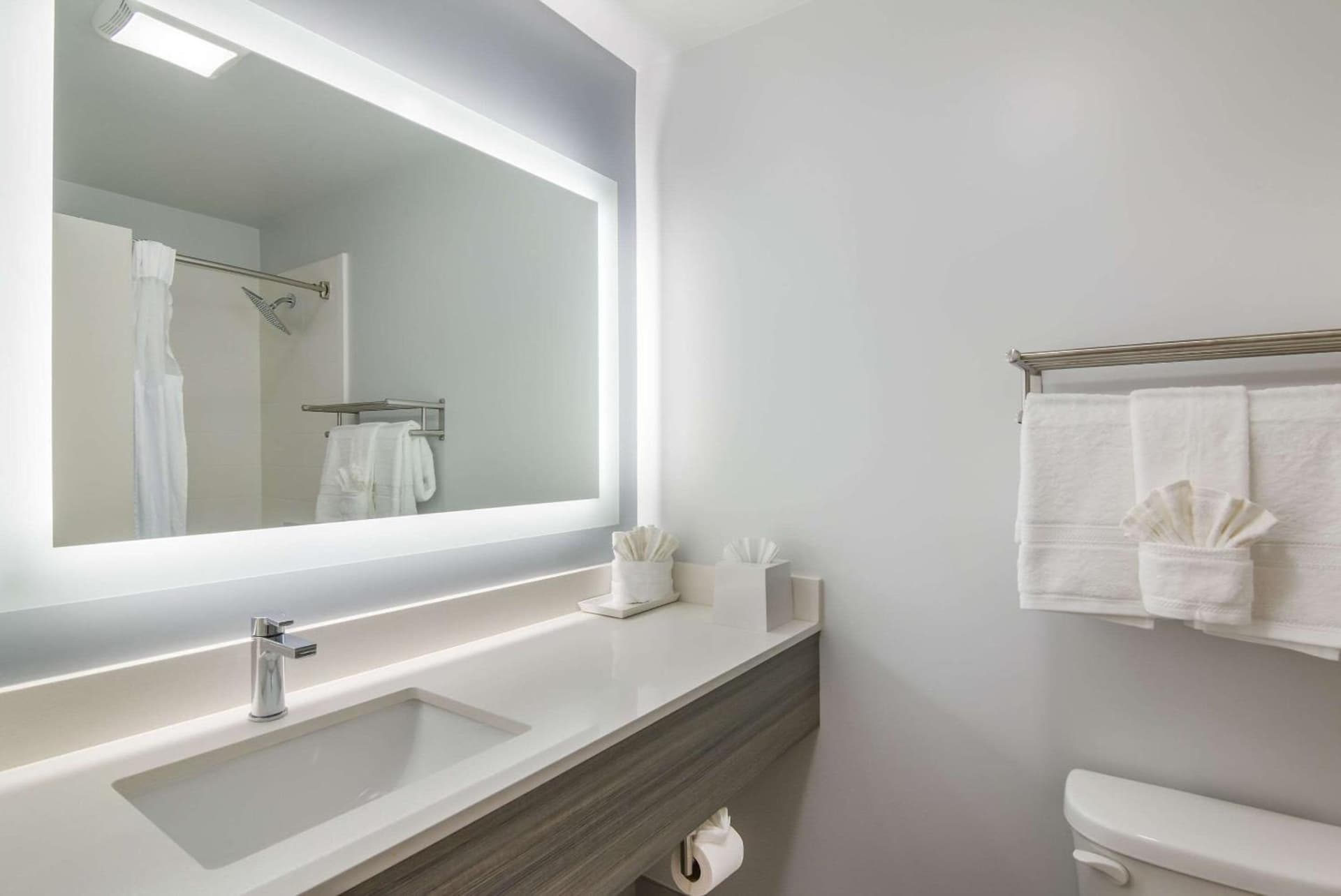 Hourglass Hotel, Trademark Collection by Wyndham gallery photo in Bakersfield, CA — image 59