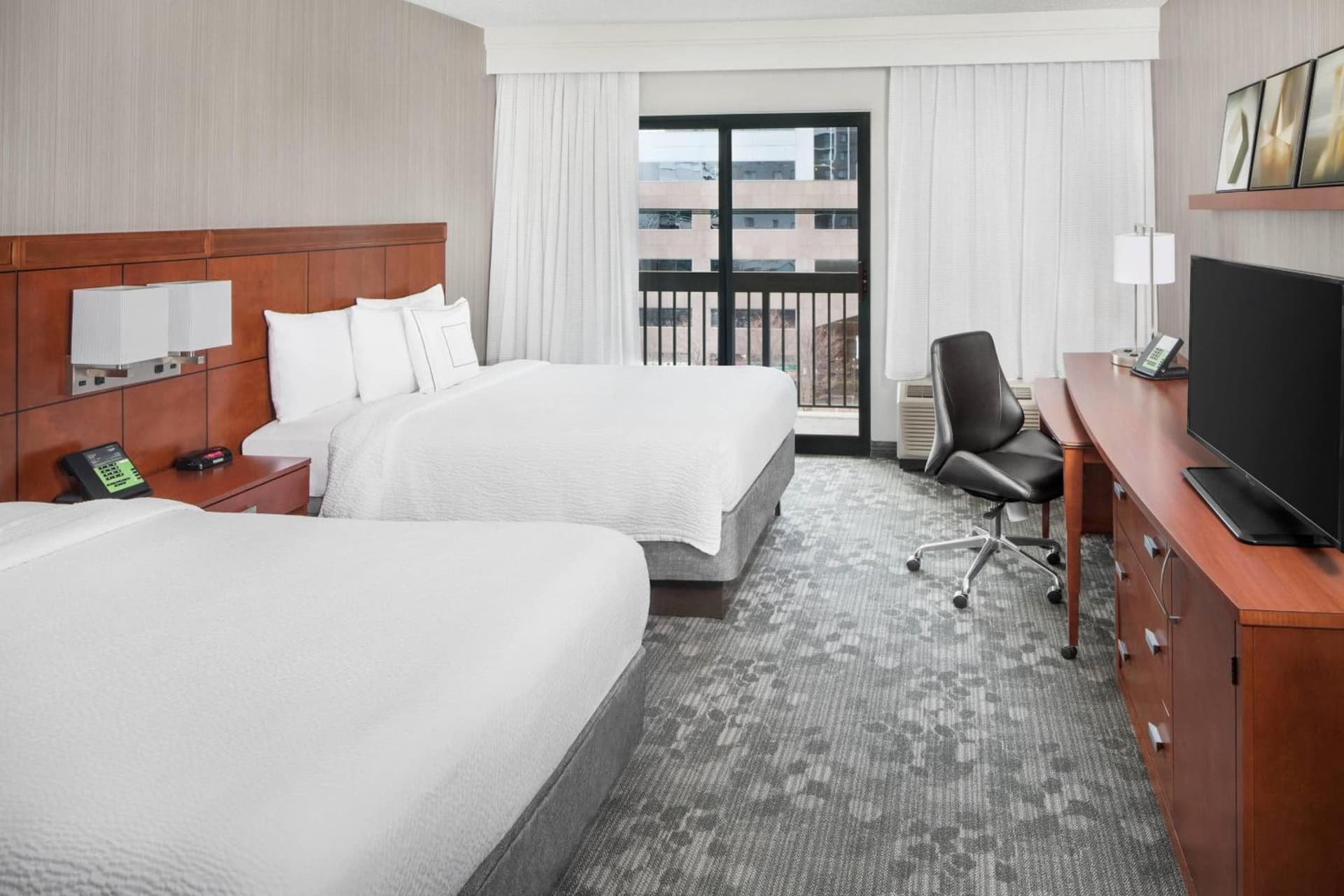 Courtyard By Marriott Jersey City Newport gallery photo in Jersey City, NJ — image 14