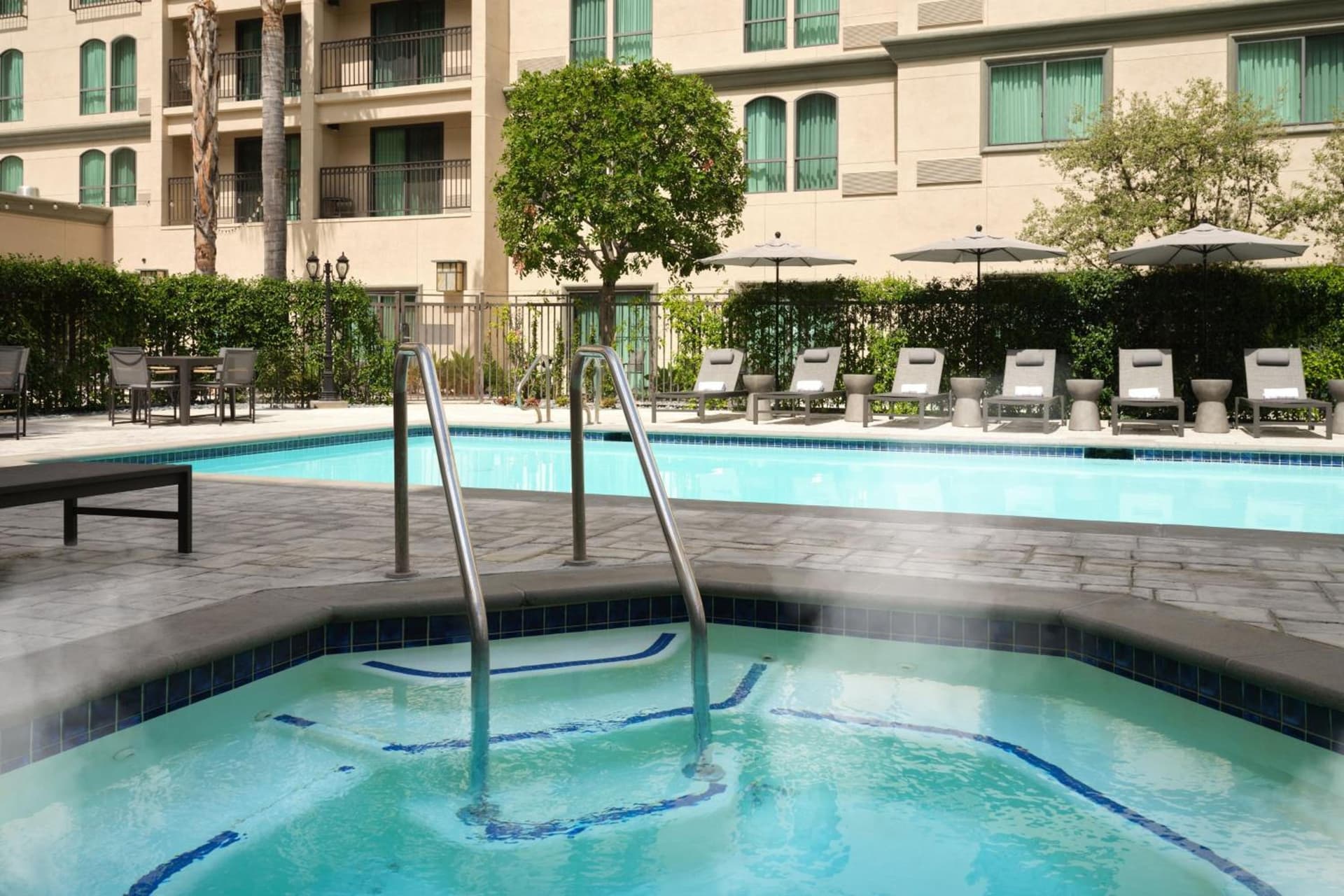 Courtyard by Marriott Los Angeles Pasadena Old Town gallery photo in Pasadena, CA — image 62