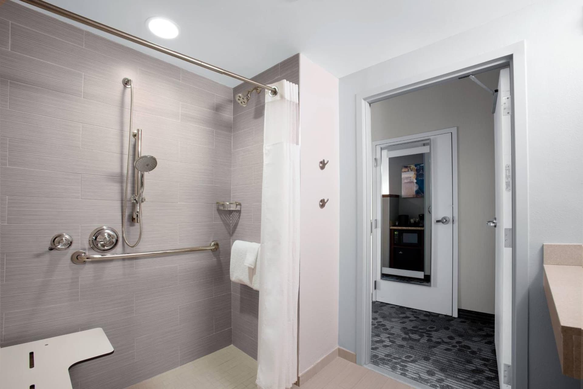Courtyard by Marriott Jacksonville I-295/East Beltway gallery photo in Jacksonville, FL — image 32