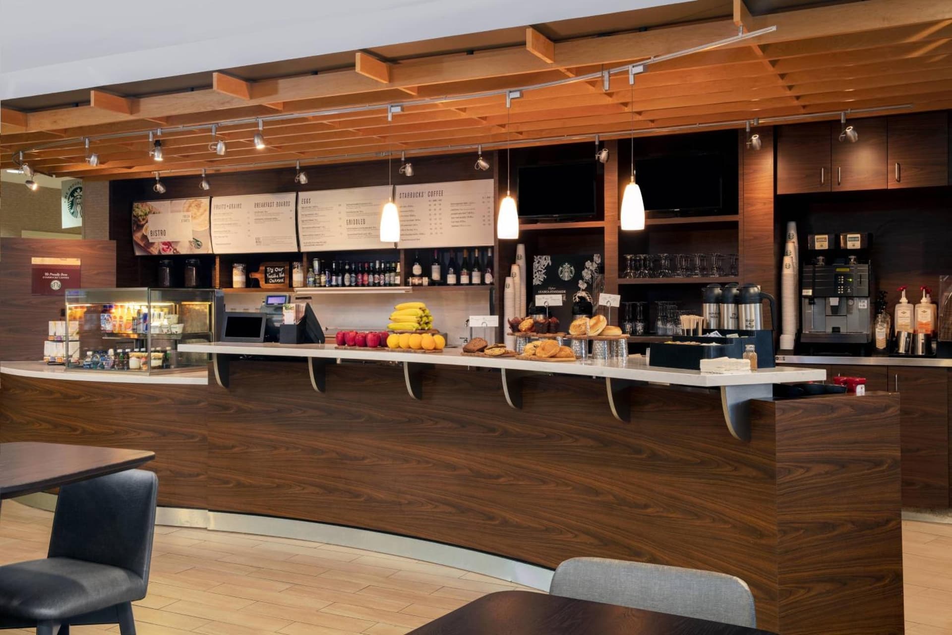 Courtyard by Marriott Jacksonville I-295/East Beltway interior in Jacksonville, FL — gallery photo 2