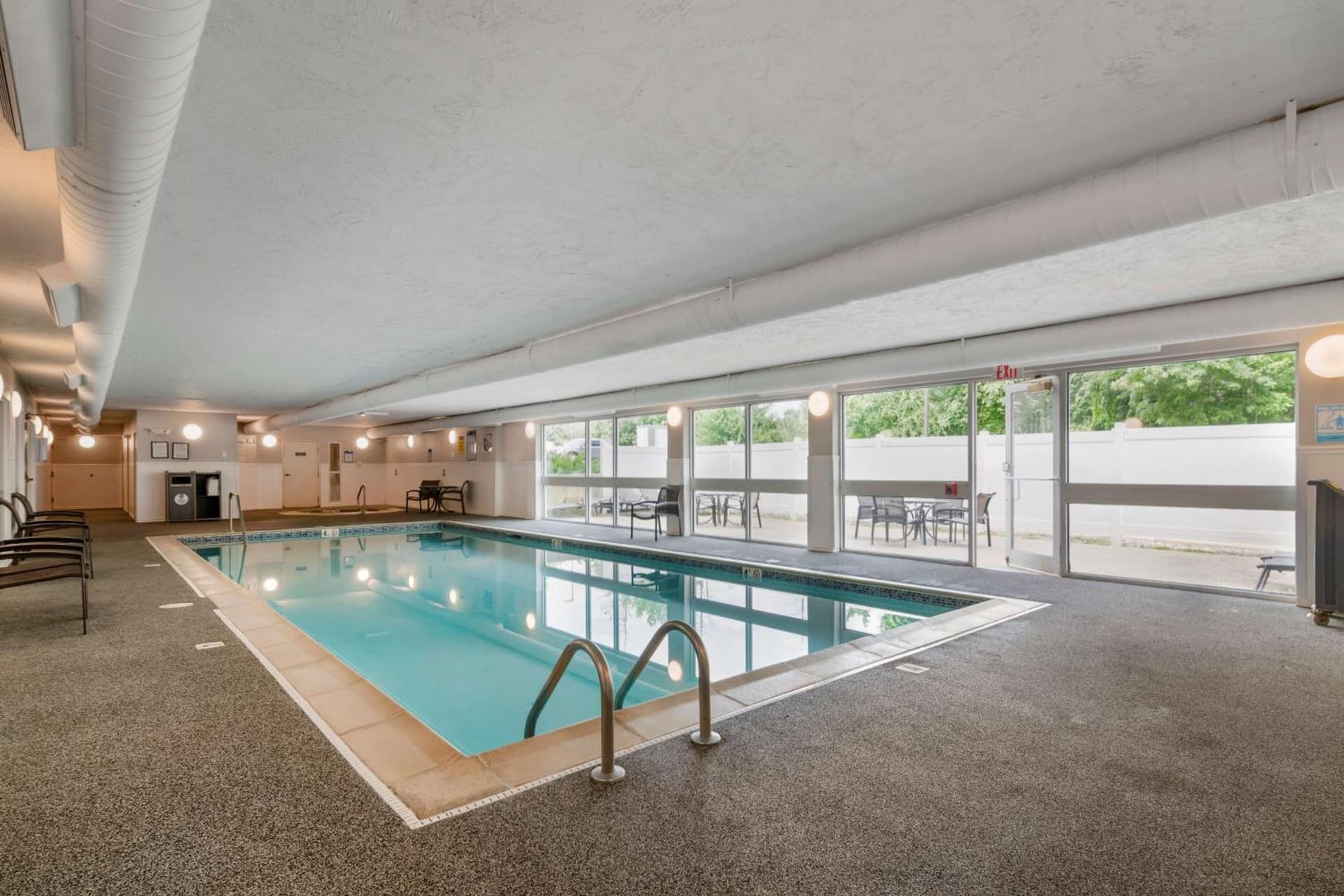 Best Western PLUS Executive Court Inn & Conference Center gallery photo in Manchester, NH — image 42