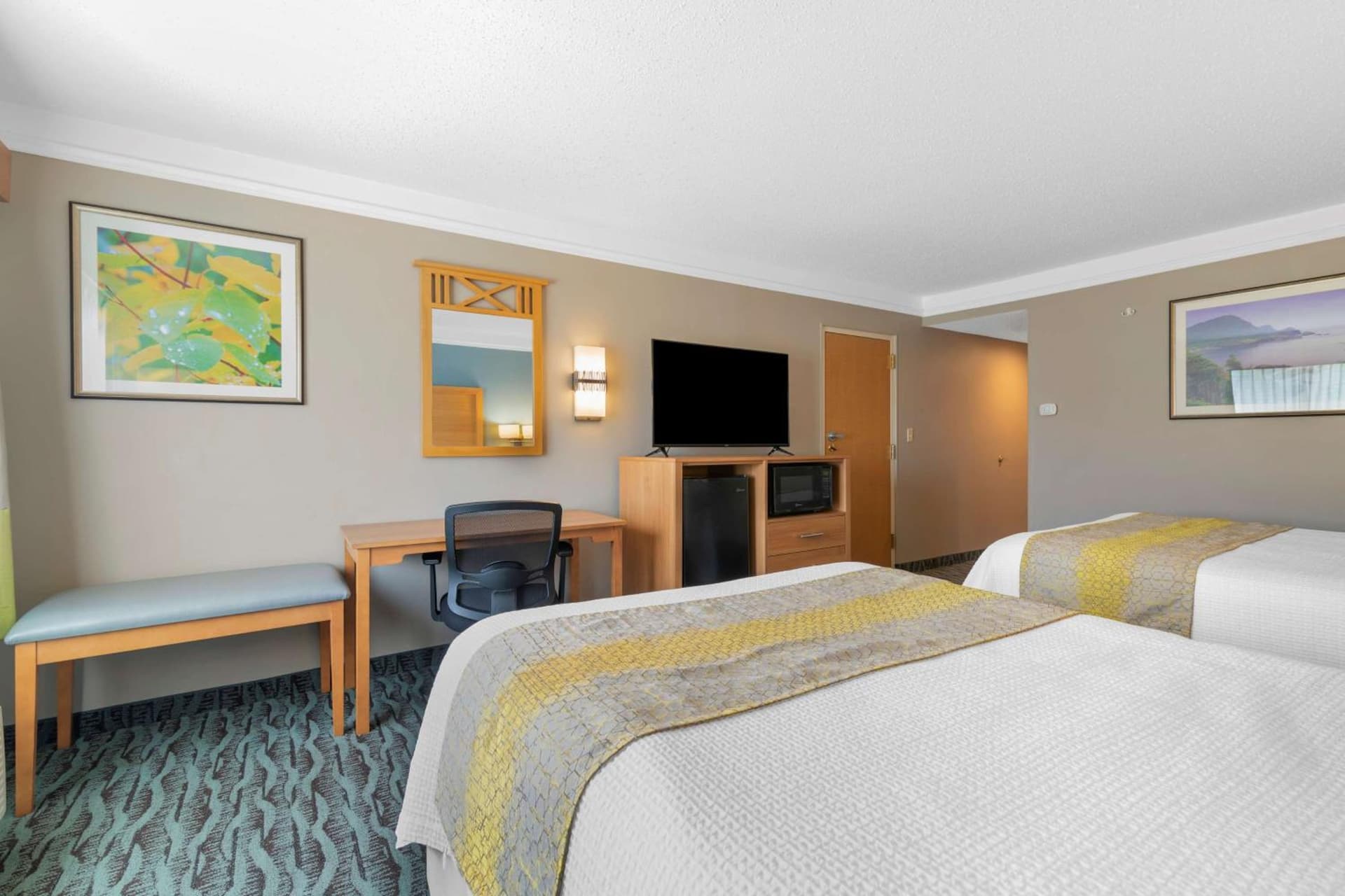 Best Western PLUS Executive Court Inn & Conference Center gallery photo in Manchester, NH — image 48