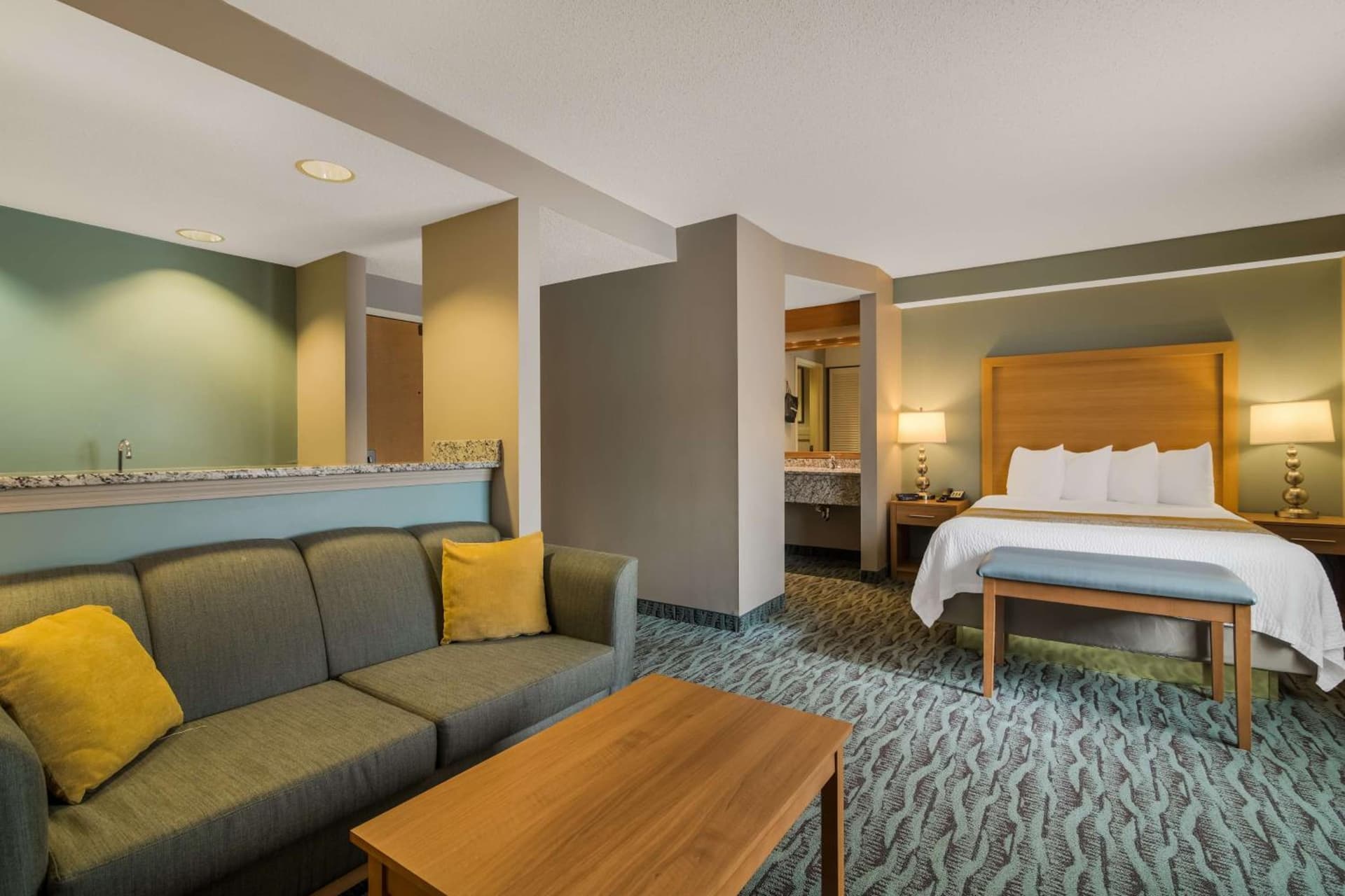 Best Western PLUS Executive Court Inn & Conference Center gallery photo in Manchester, NH — image 9
