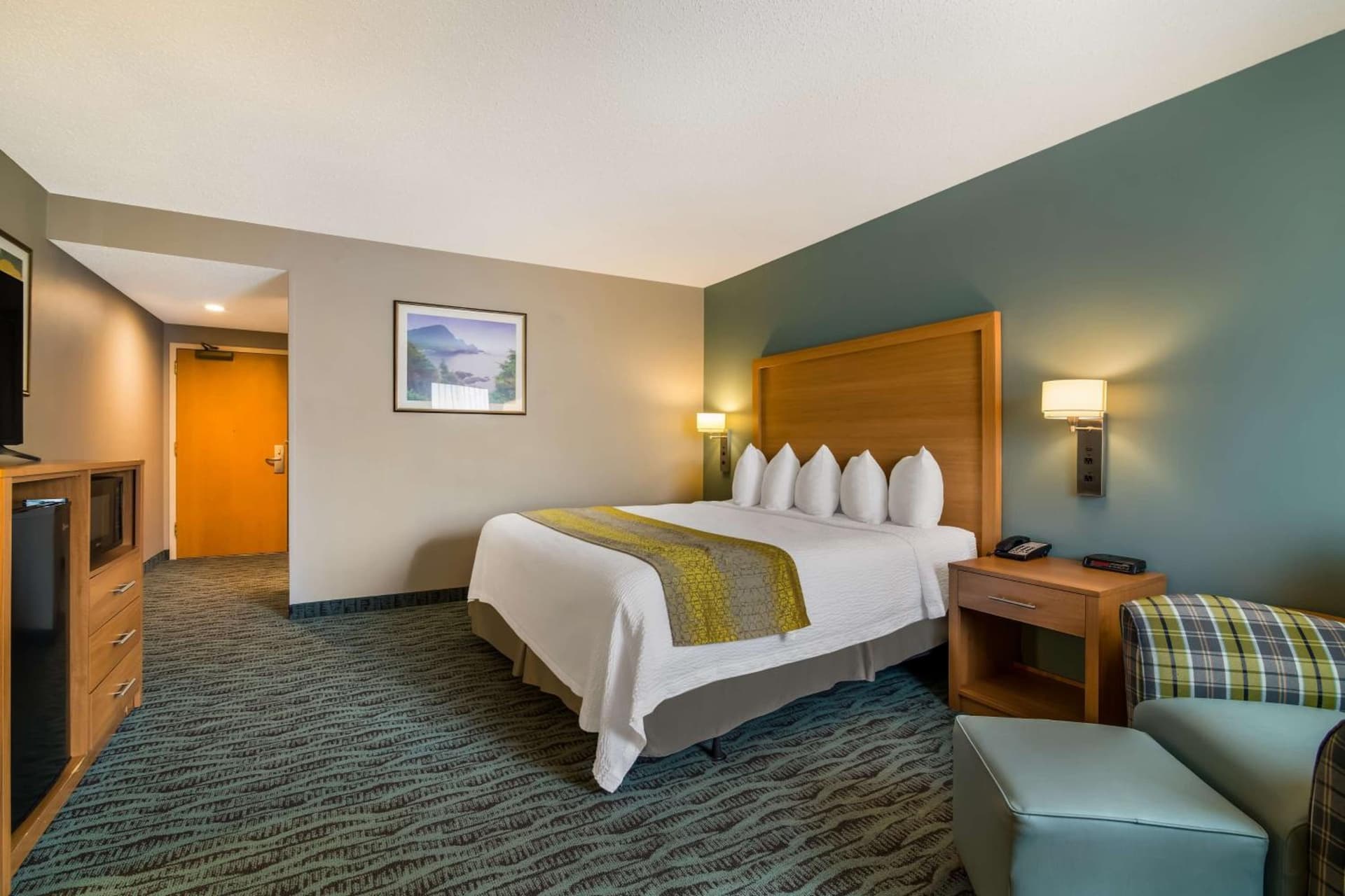 Best Western PLUS Executive Court Inn & Conference Center gallery photo in Manchester, NH — image 23